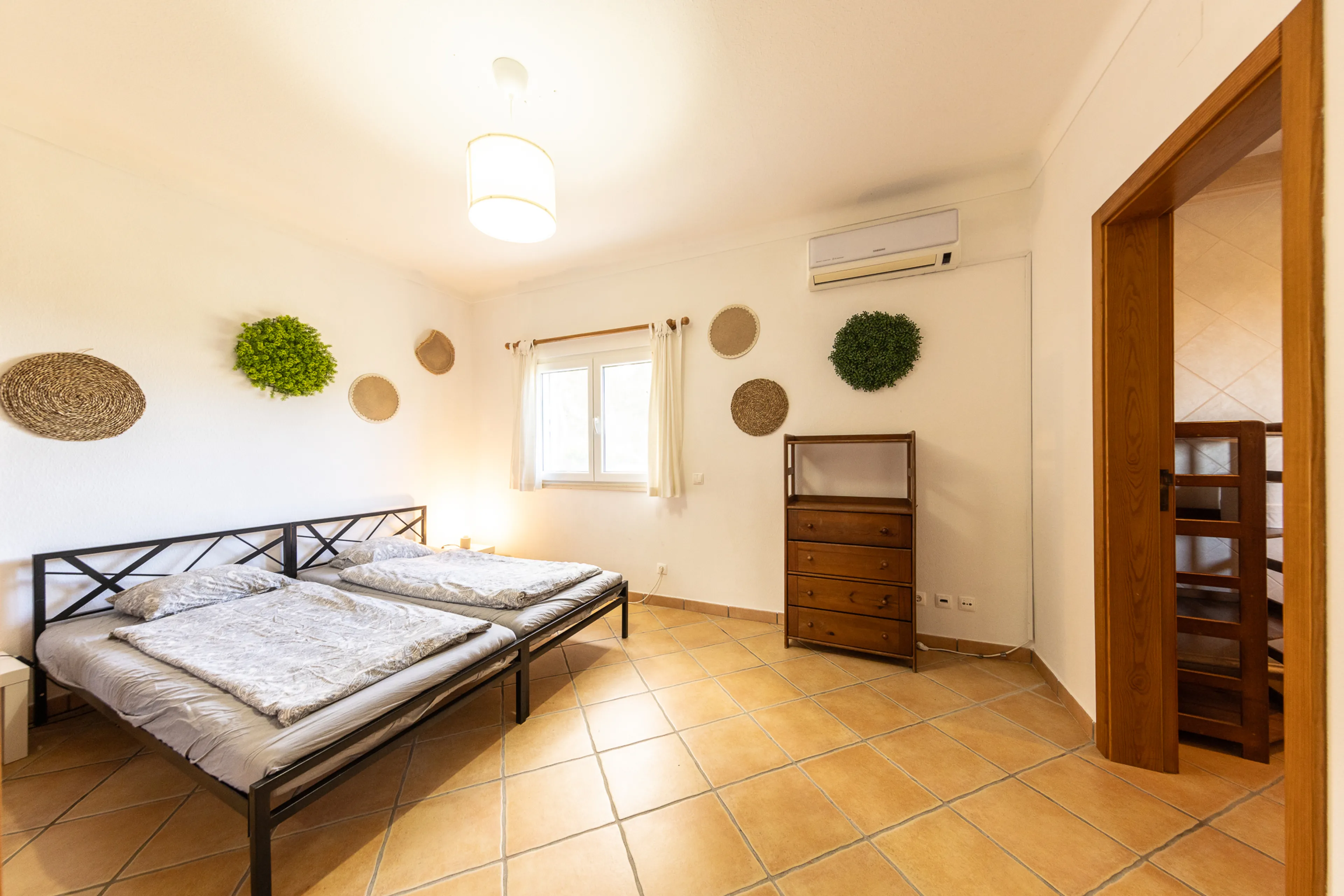 Doppelzimmer mit privatem Bad (Guesthouse) - 7