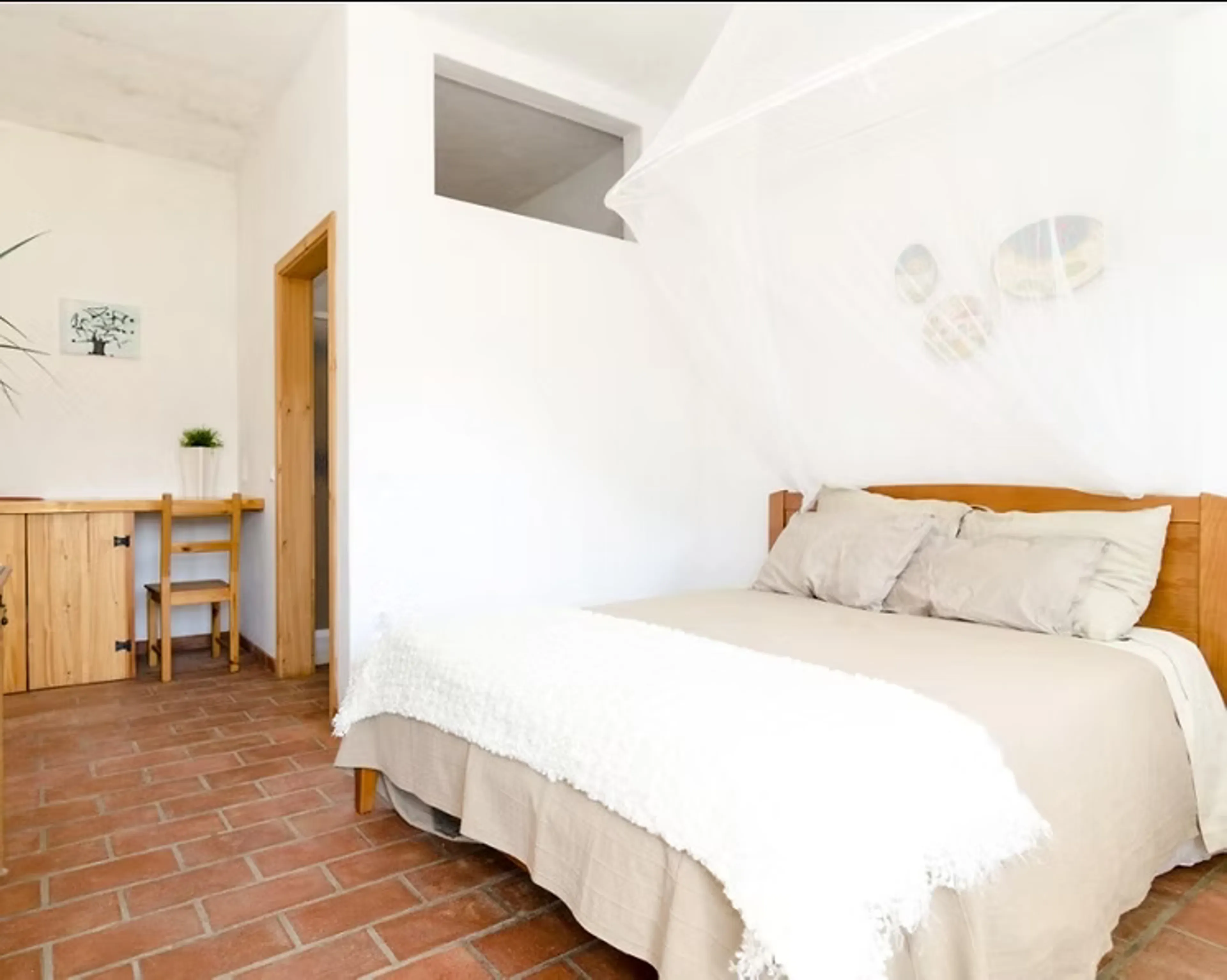 Private Suite - 1