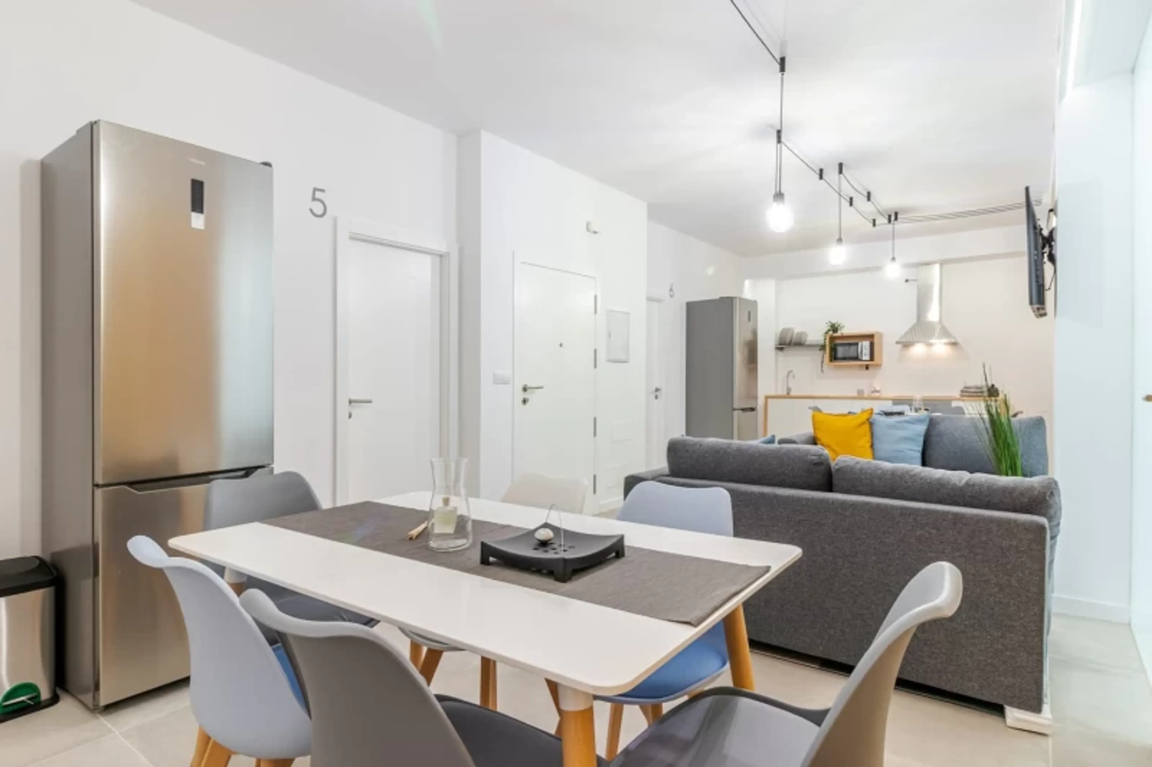 Privates Zimmer im geteilten Apartment - 4