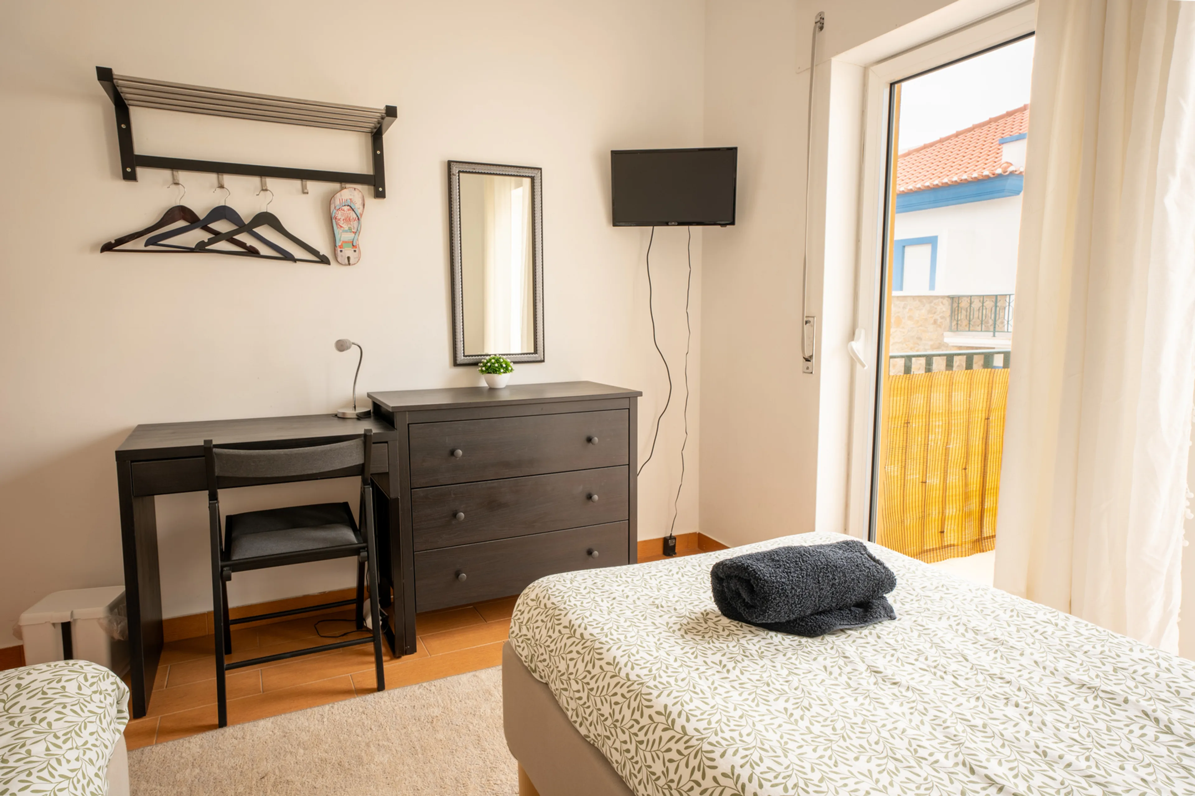 Einzelzimmer mit Doppelbett und Gemeinschaftsbad - 1