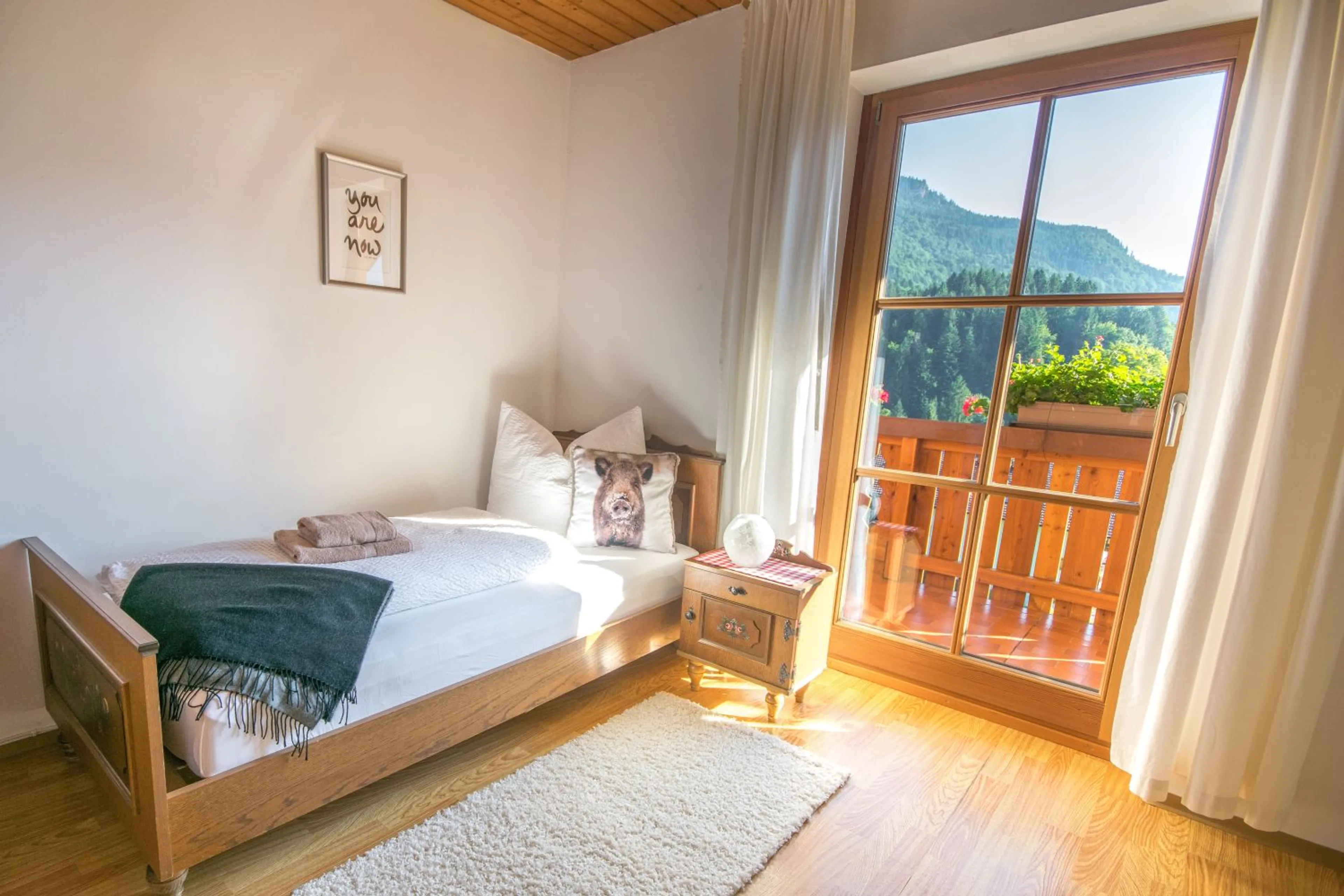 Einzelzimmer mit Bad und Balkon - 1