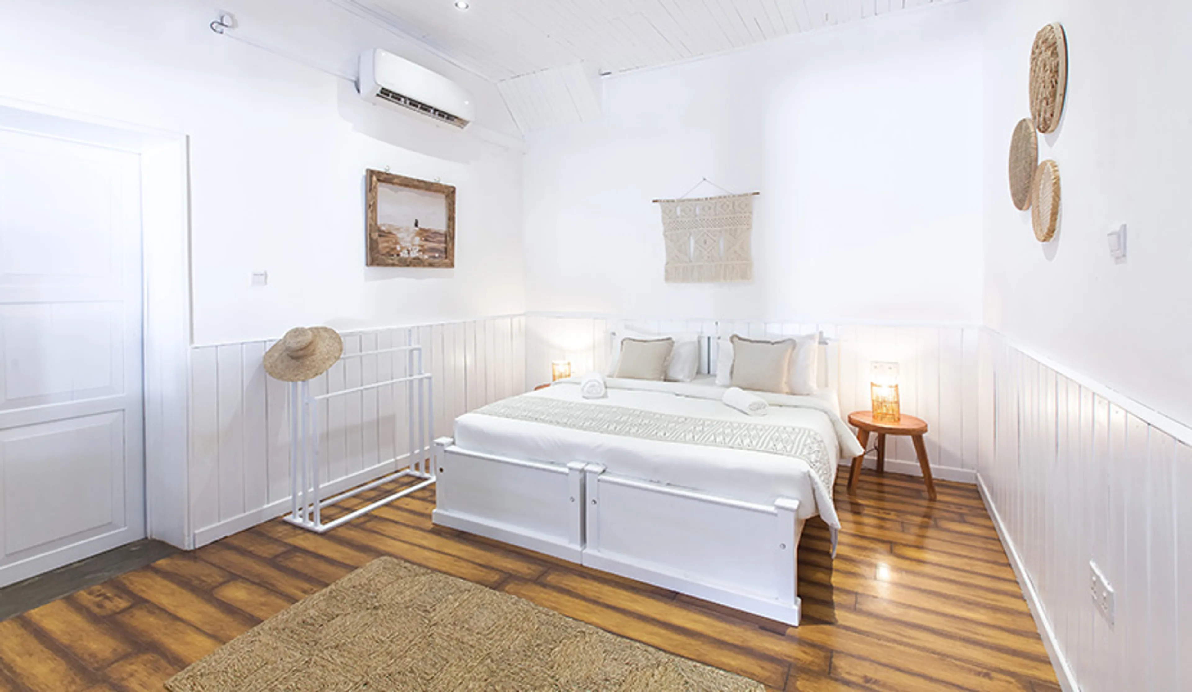 Deluxe-Suite - 1
