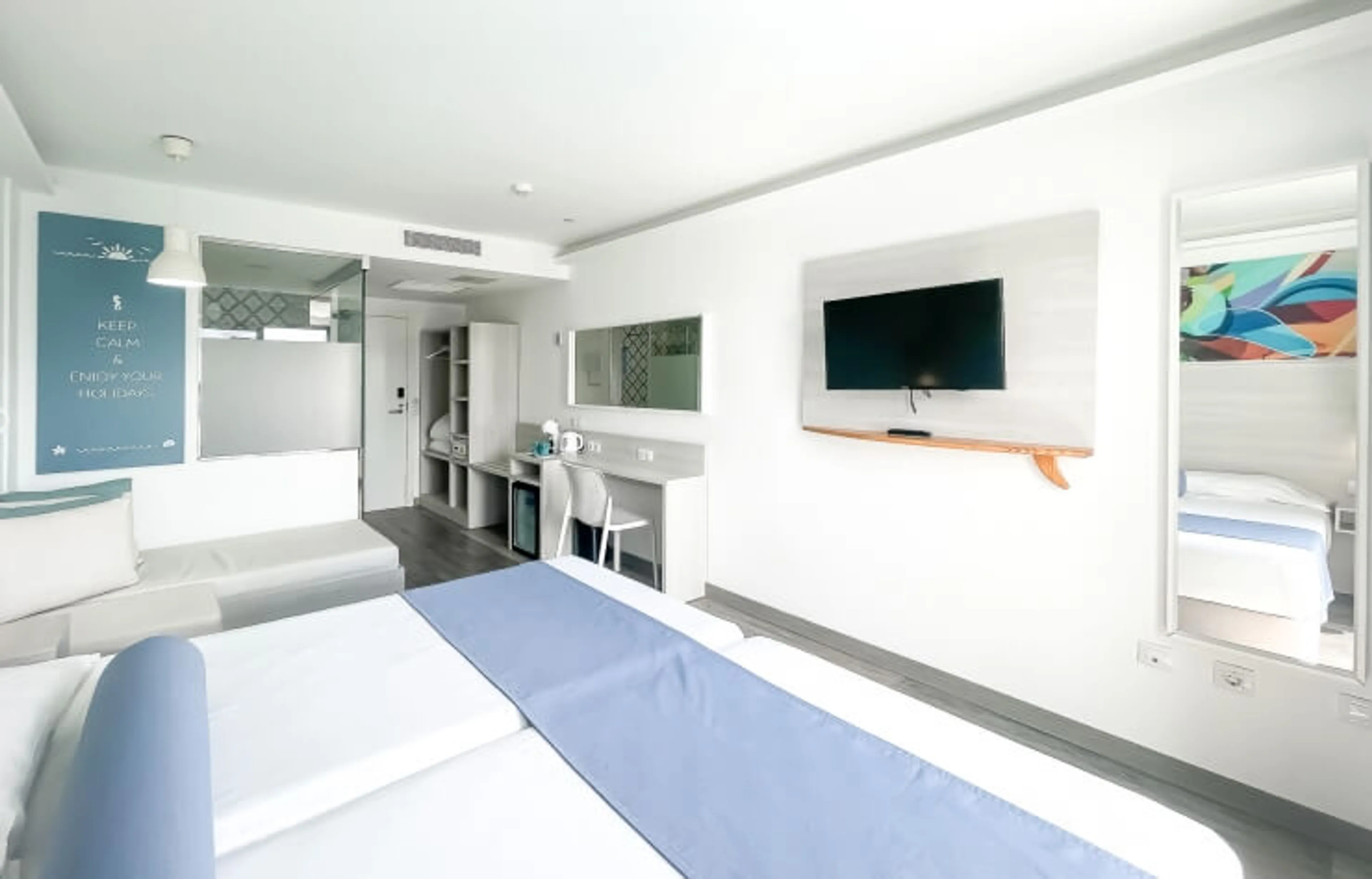Privates Zimmer im Hote (Straßenblick) - 6