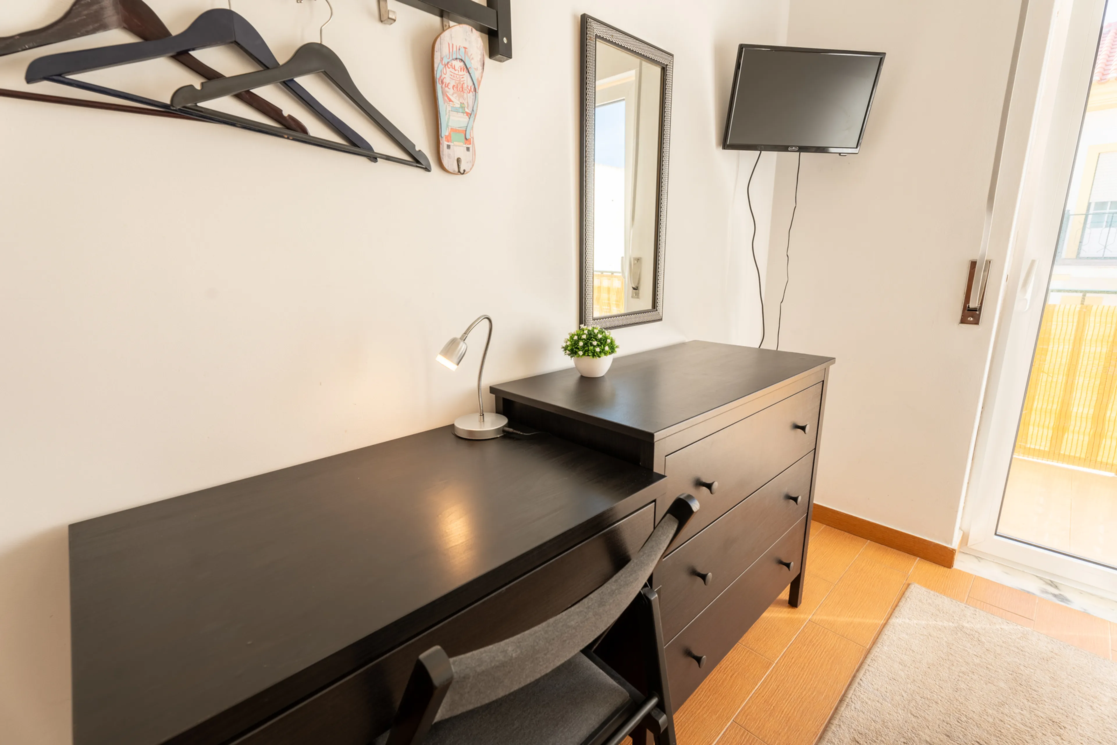 Einzelzimmer mit Doppelbett und Gemeinschaftsbad - 2