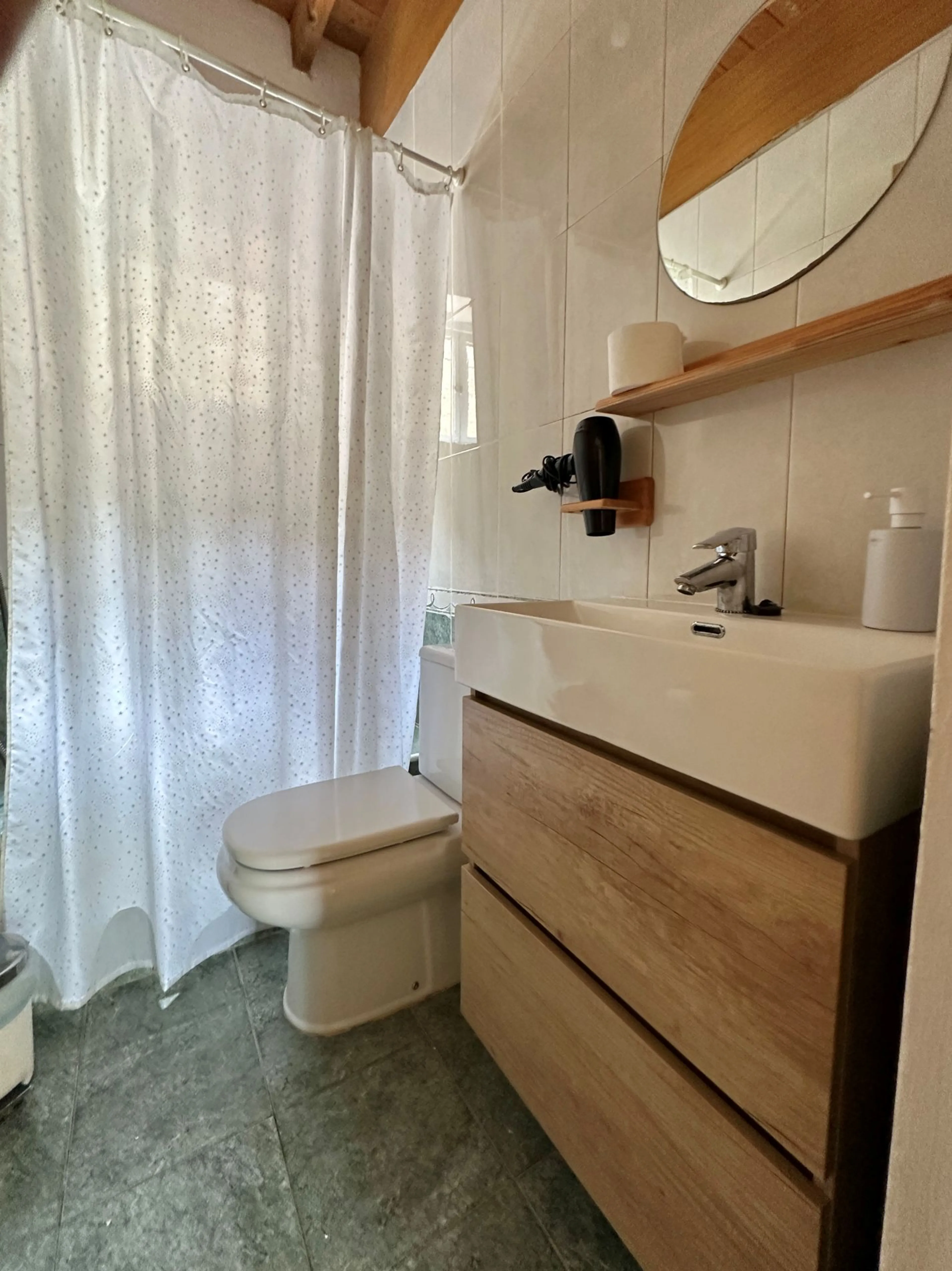 Geteiltes Zimmer - 3