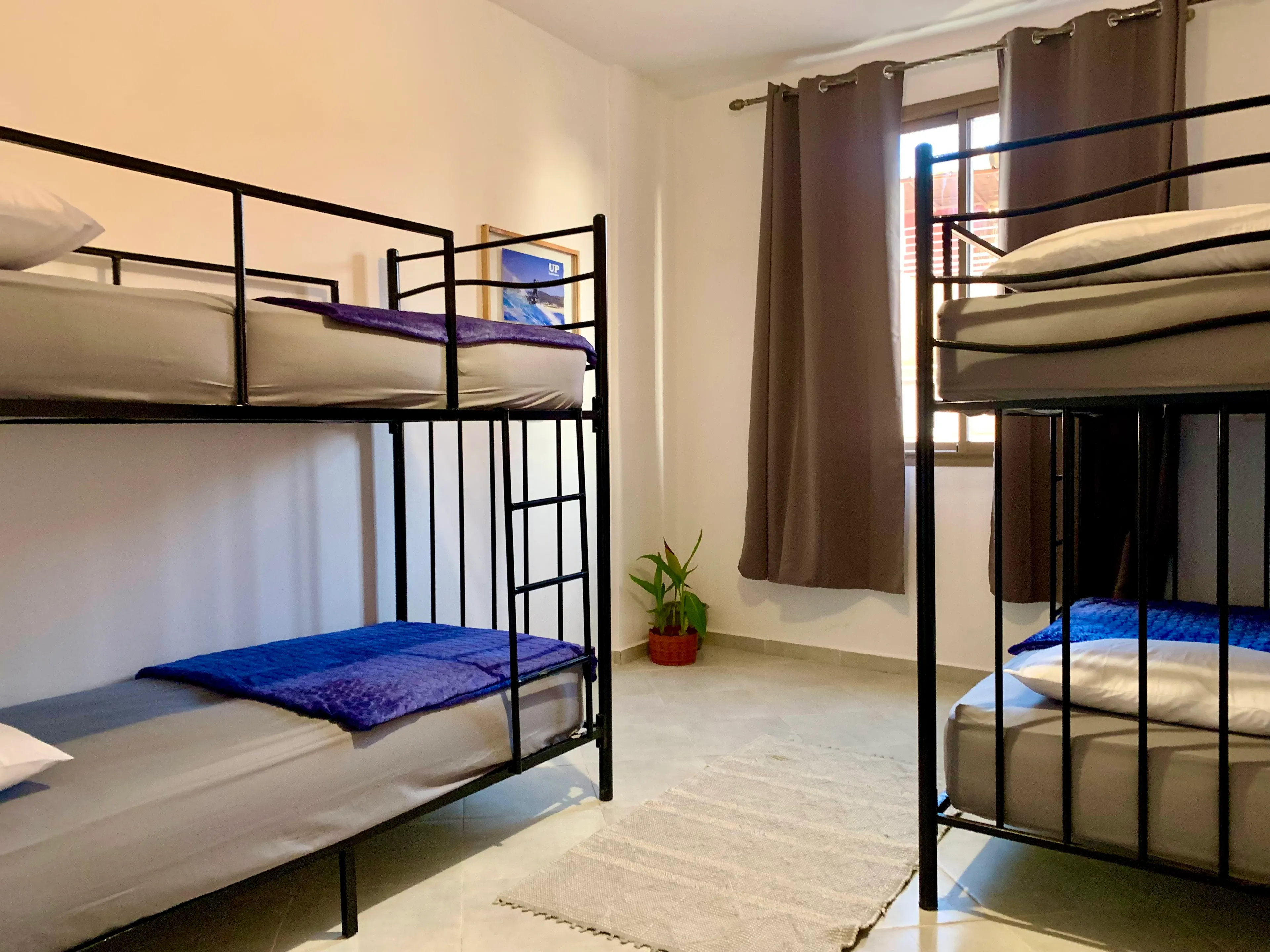 Männer Dorm - 1
