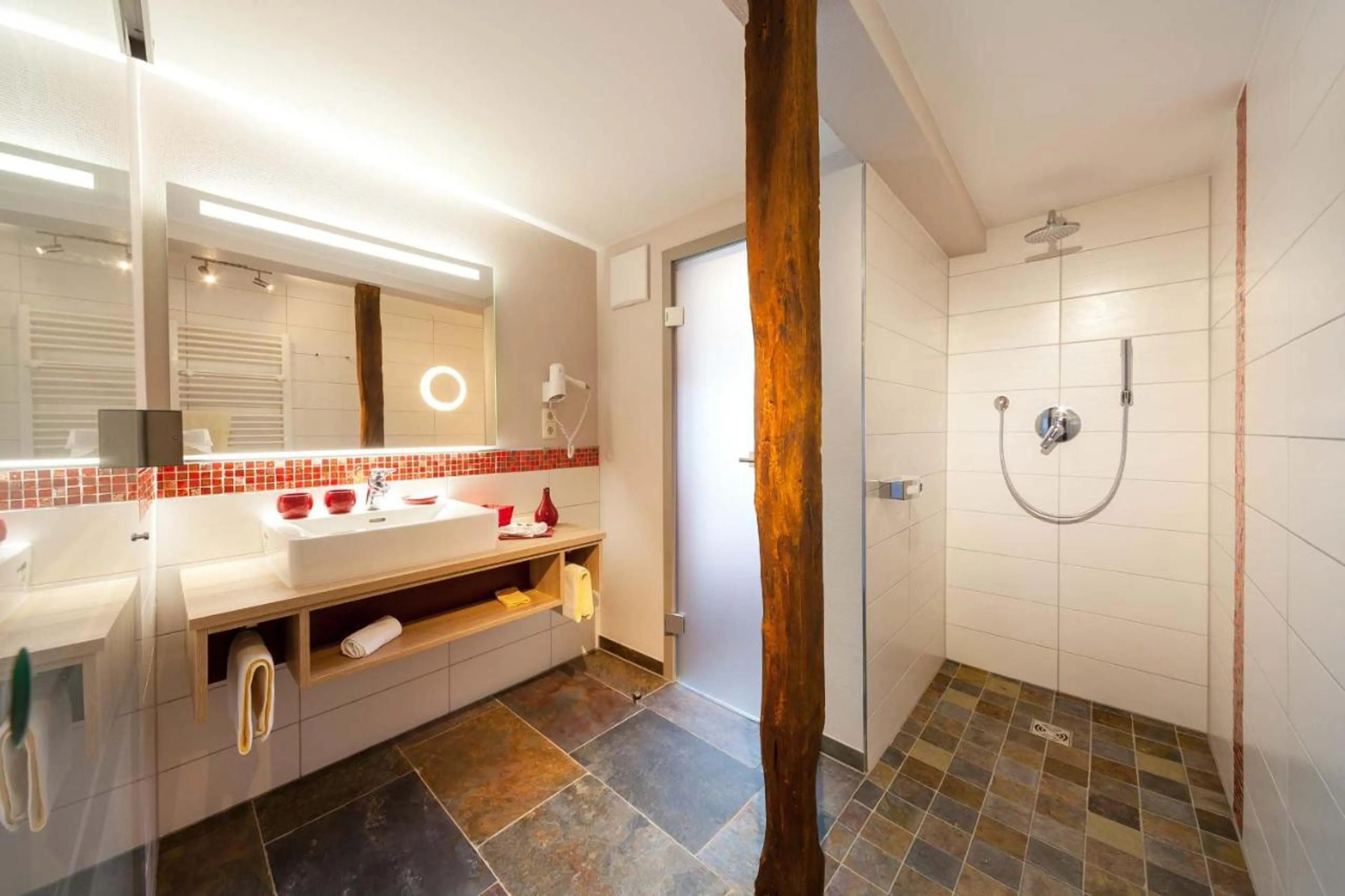 Standard-Zimmer mit Moselblick - 6