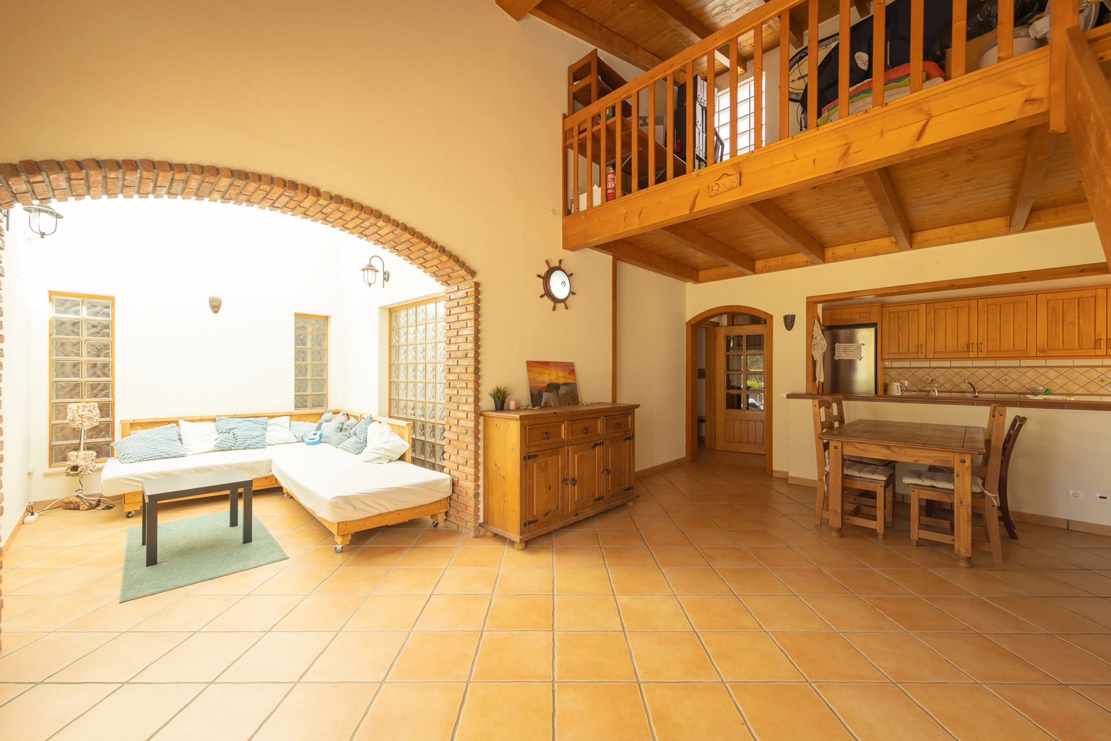Doppelzimmer mit geteiltem Bad (Guesthouse) - 5