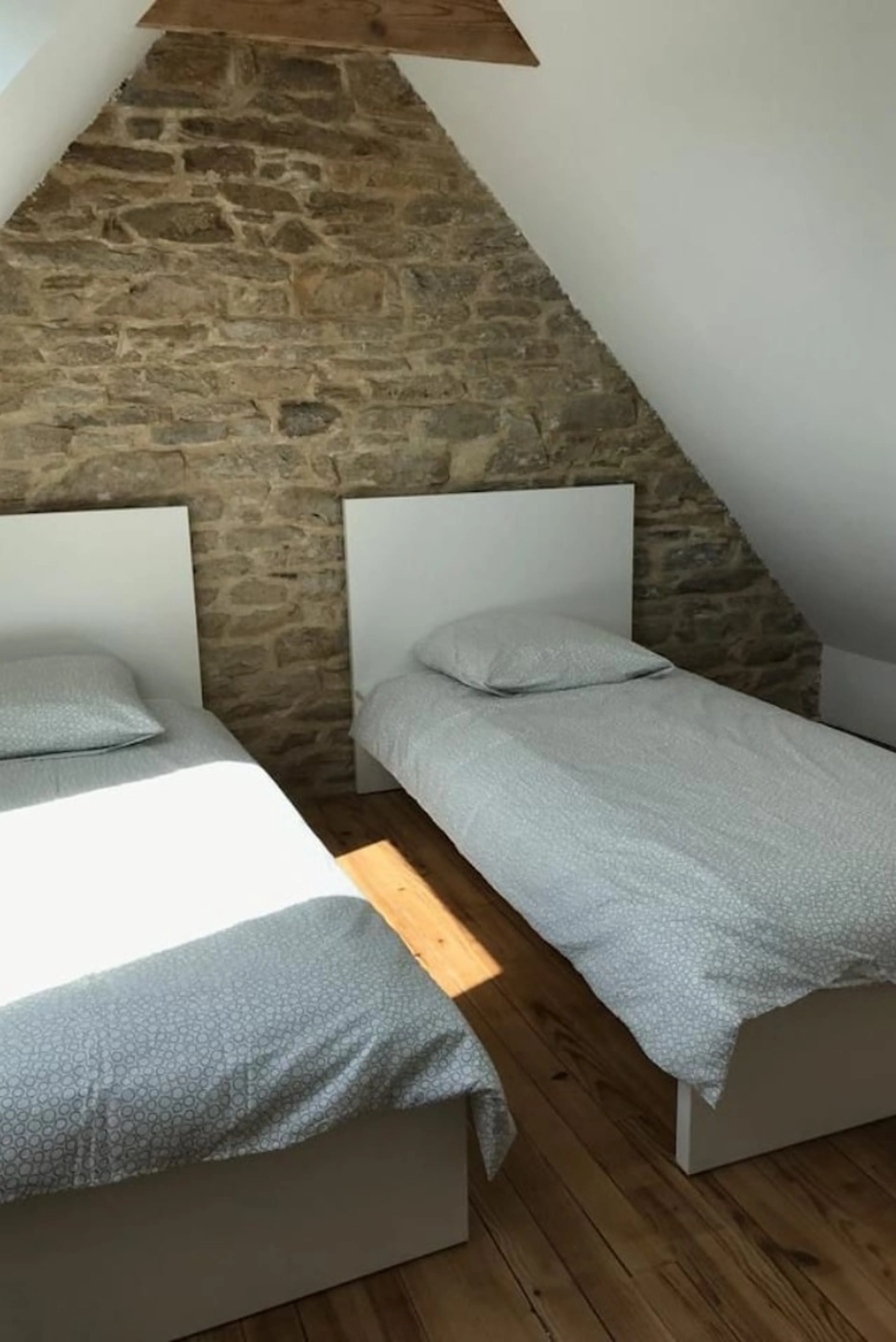 Twin Zimmer mit geteiltem Bad - 1