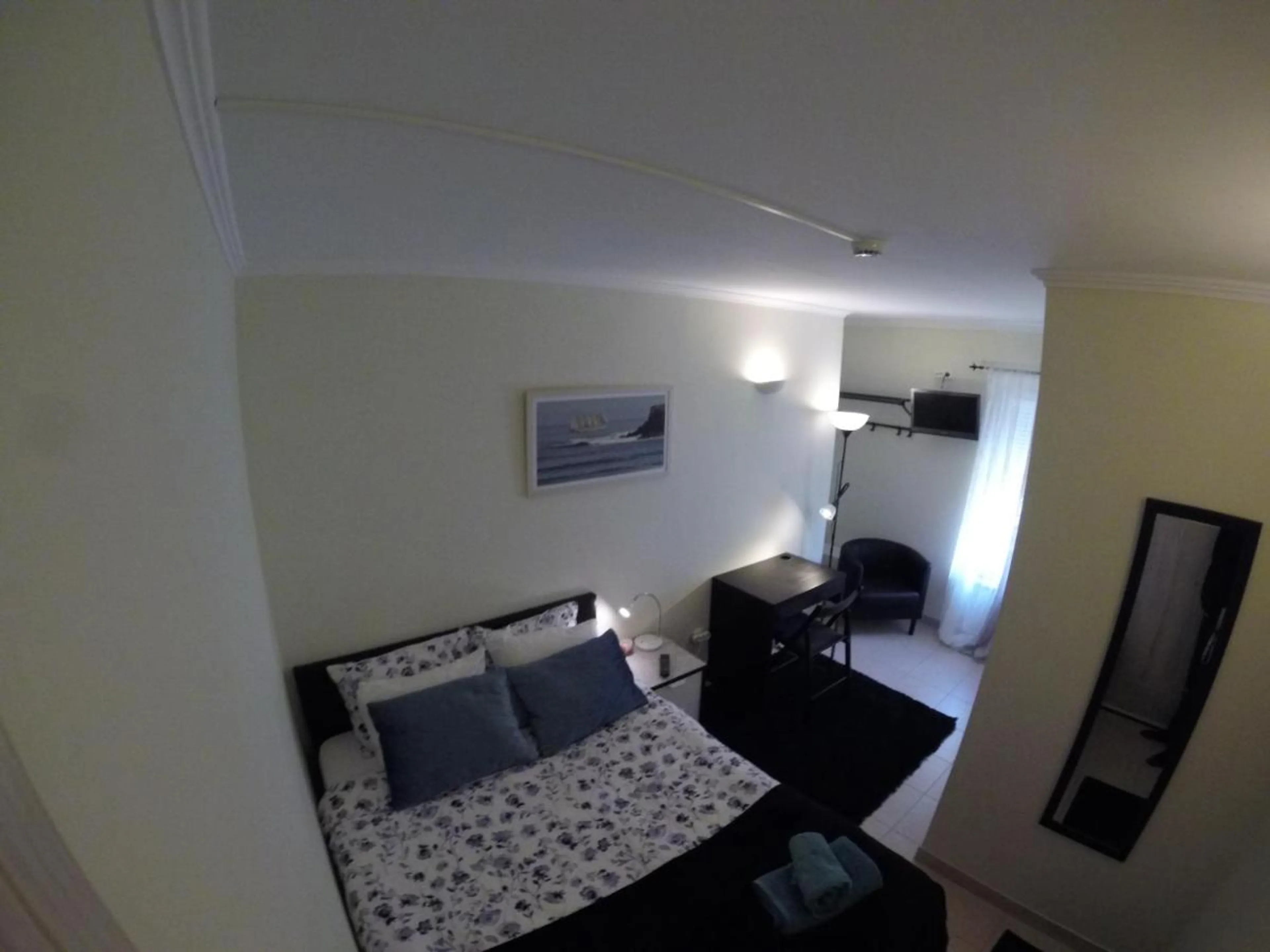 Doppelzimmer mit privatem Bad - 3