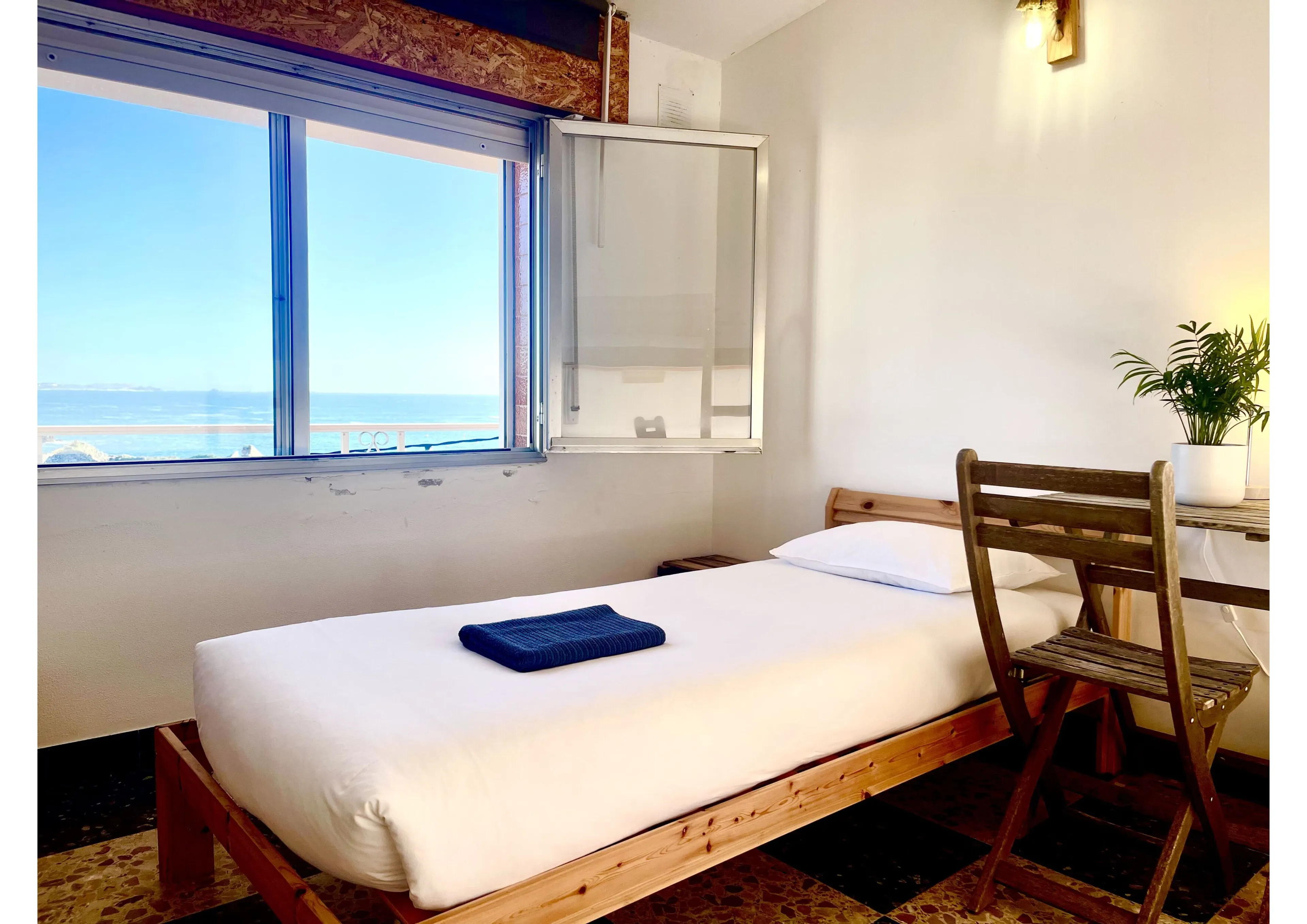 Familien-/Gruppenzimmer mit Meerblick und Balkon - 2