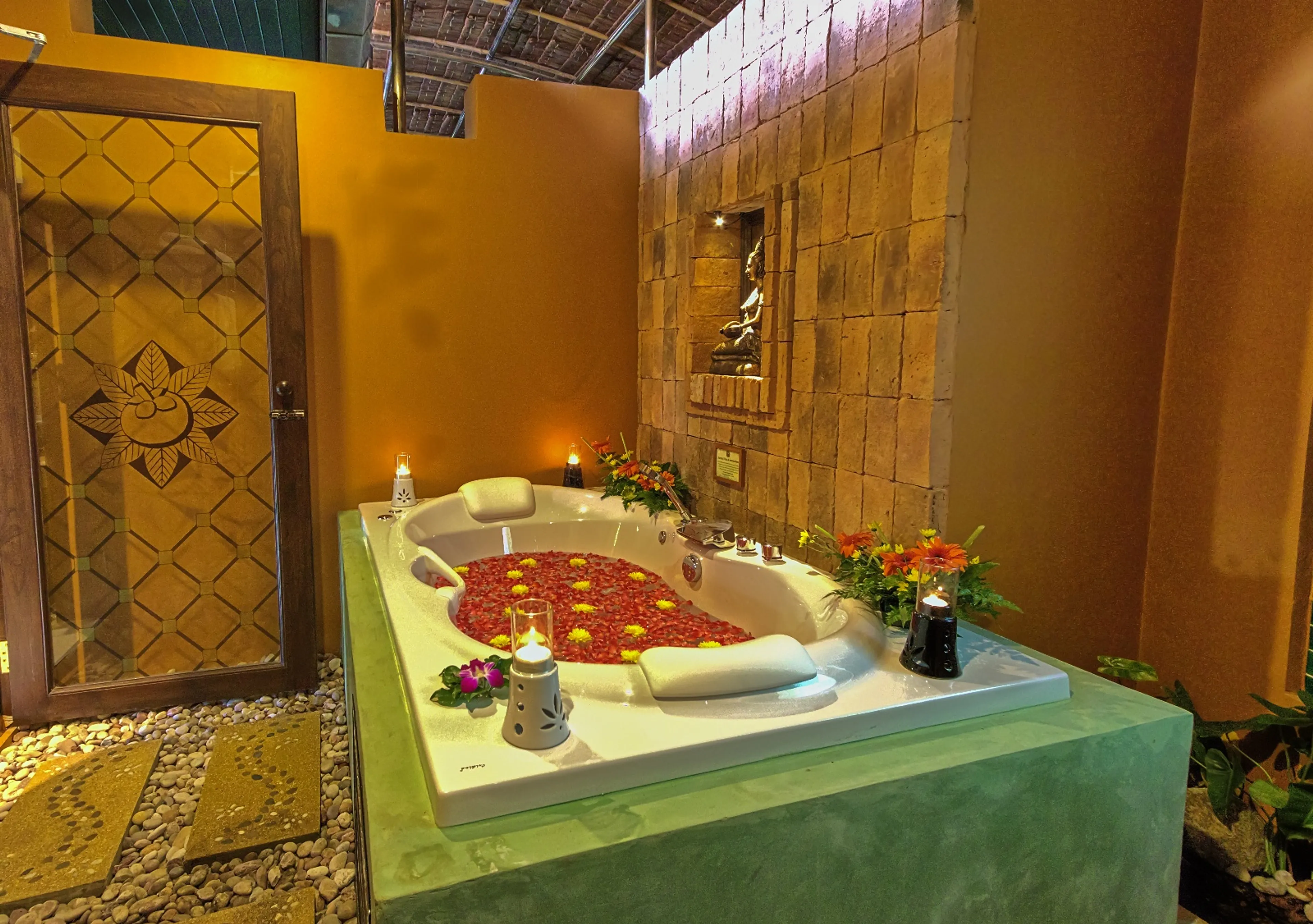 Superior Jacuzzi Villa - 15