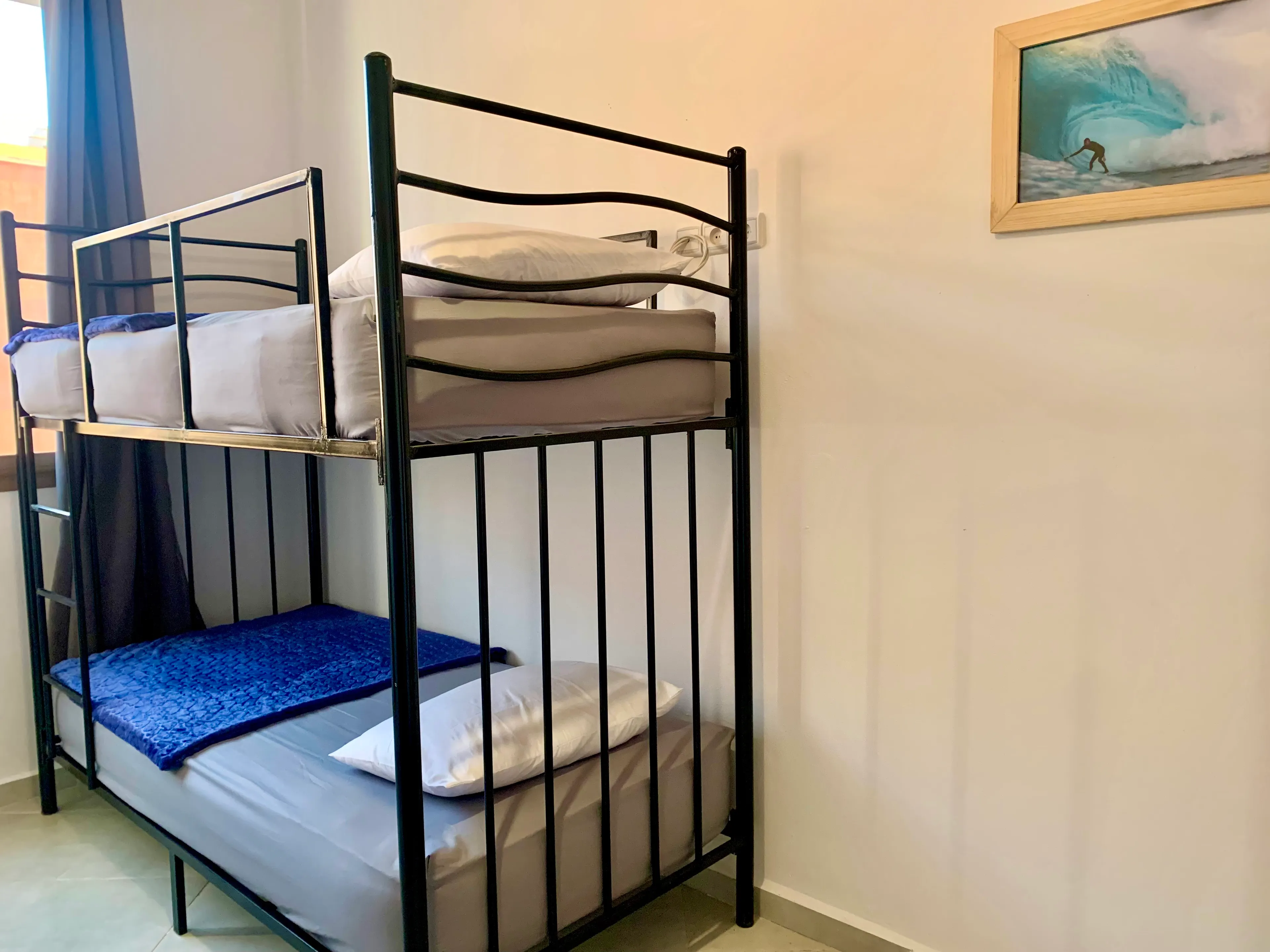 Männer Dorm - 2