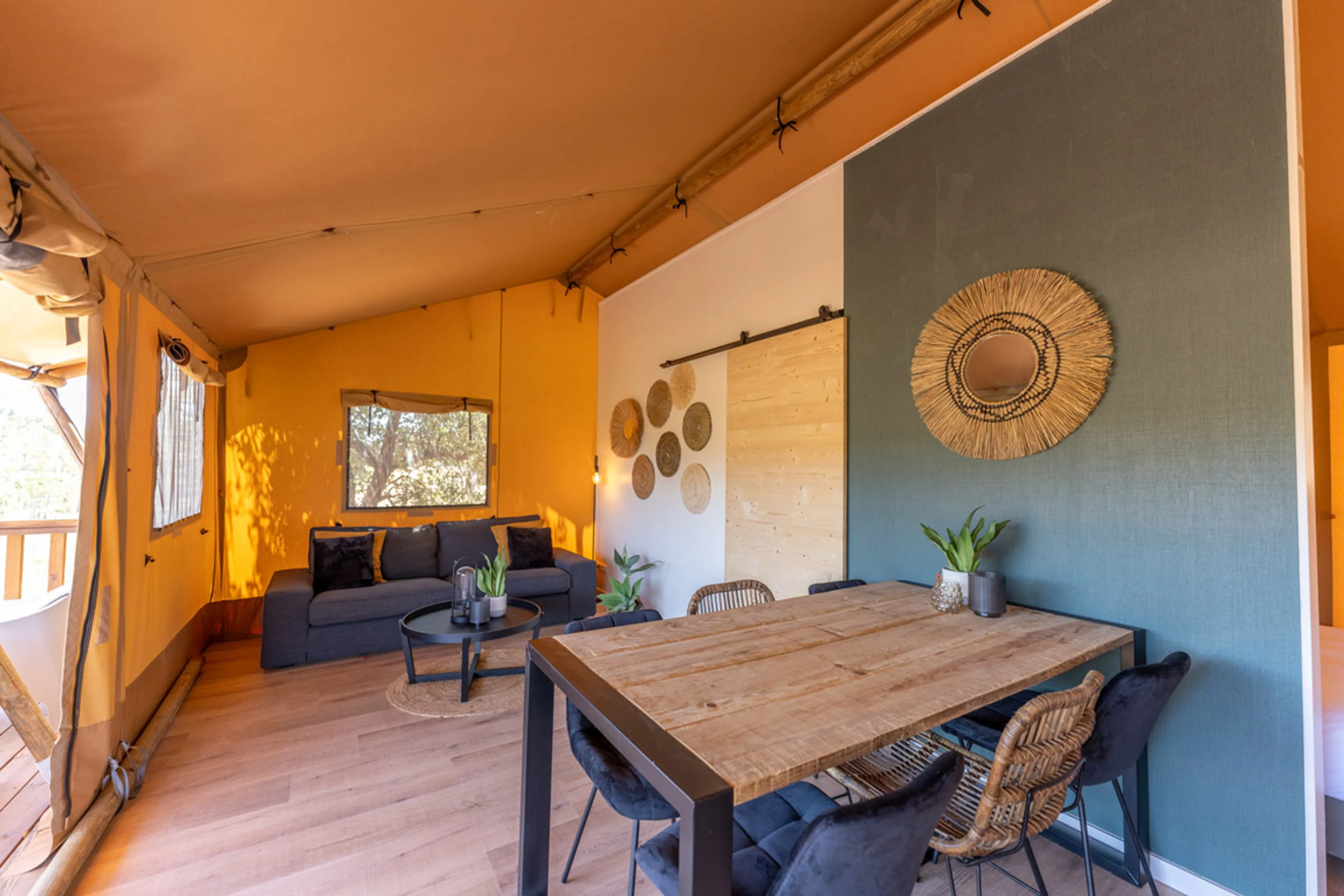 Privates Lodge Zimmer mit geteiltem Badezimmer - 11
