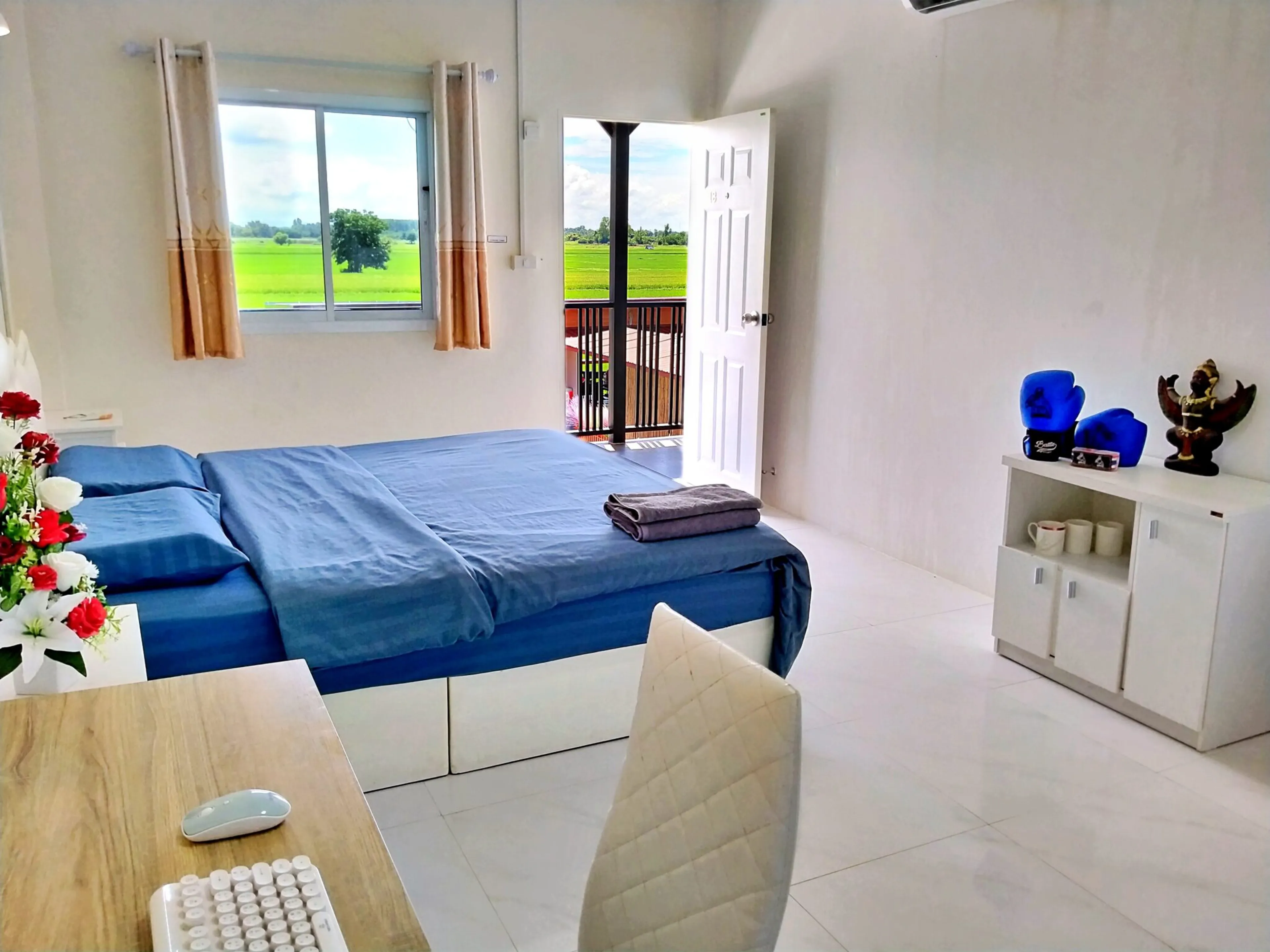 Privates Zimmer mit Poolblick im Wijittra Resort - 2