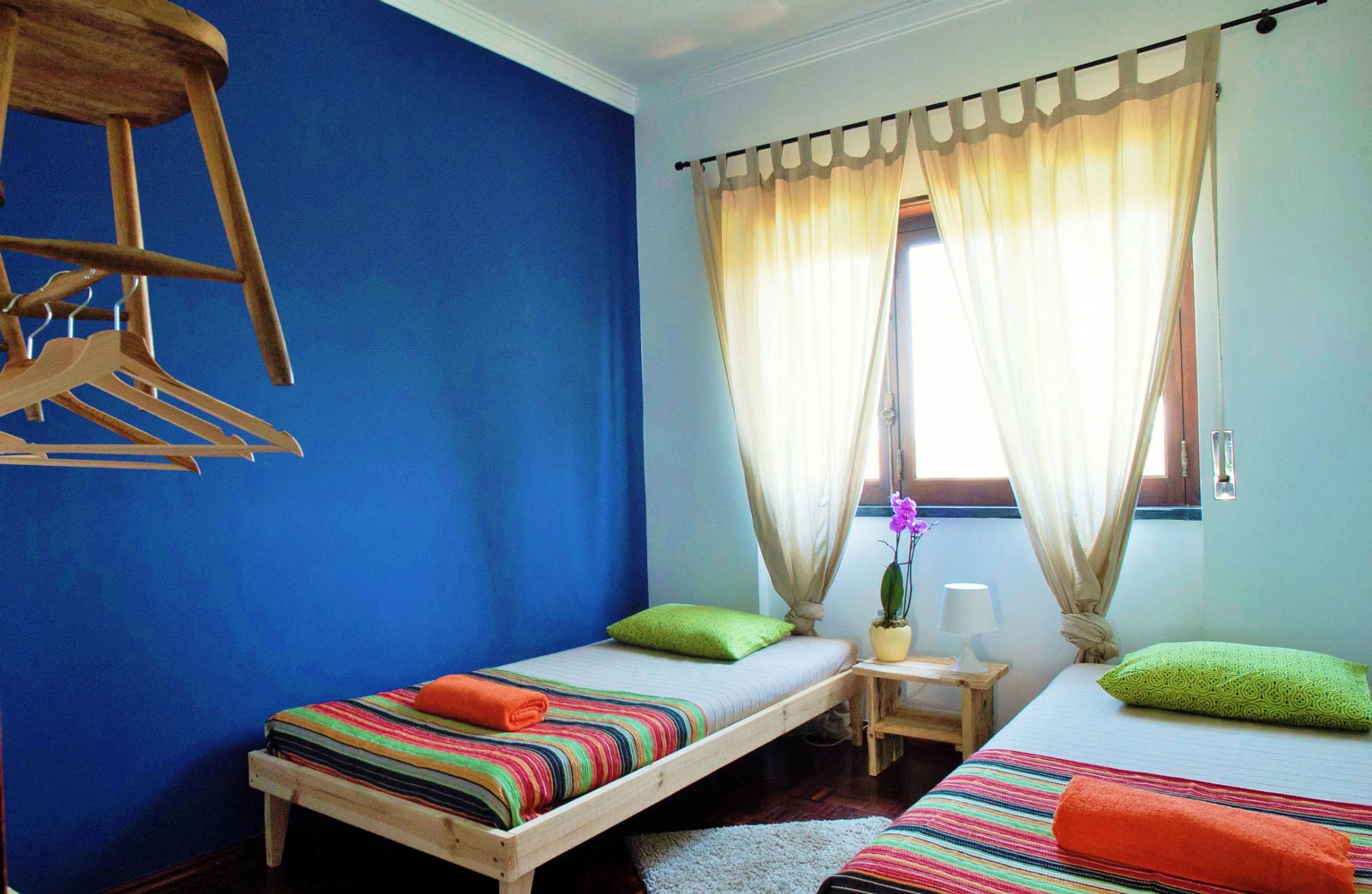 Privates Zimmer im blauen Haus - 2