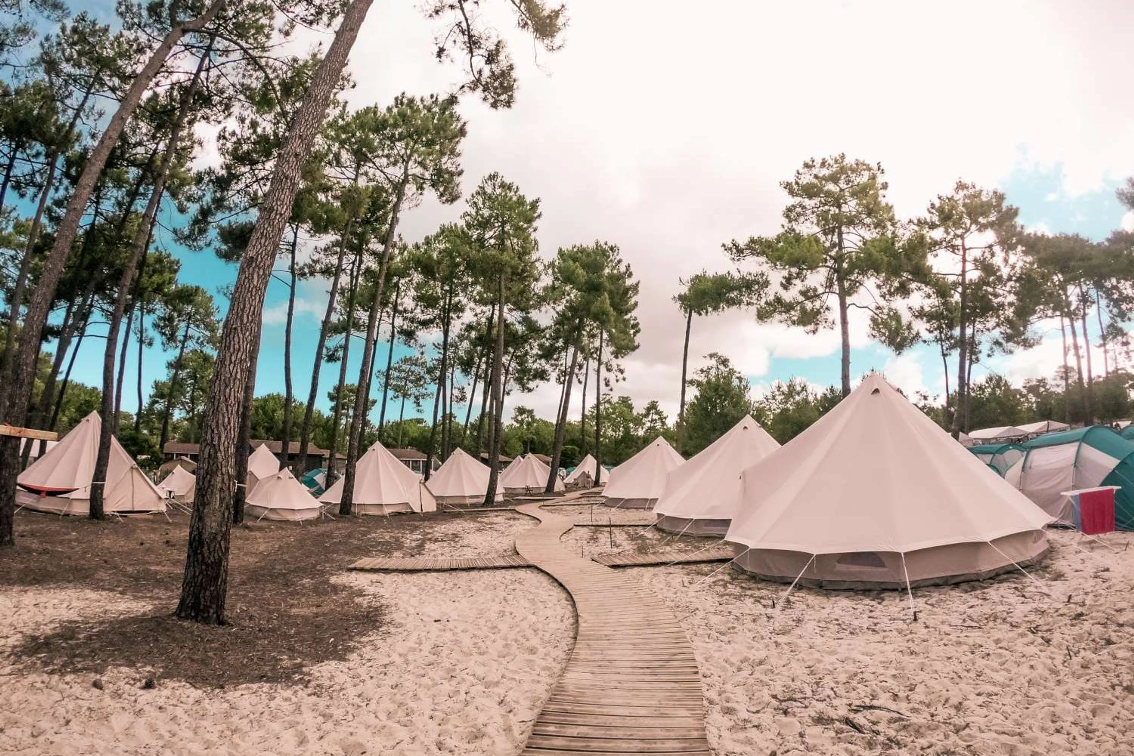 Großes Tipi + kleines Tipi - 1
