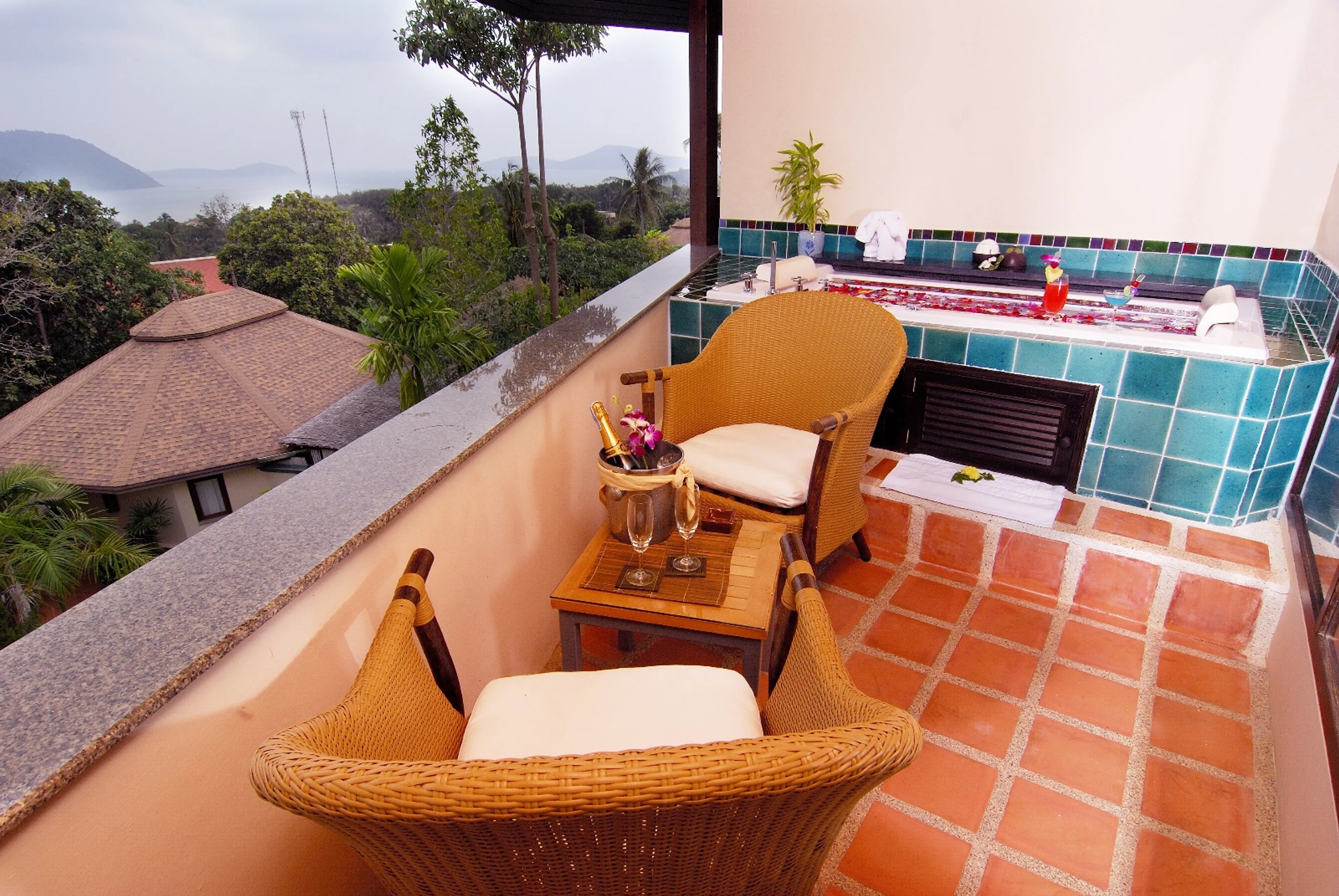 Royal Jacuzzi Suite mit 2 Schlafzimmern - 11