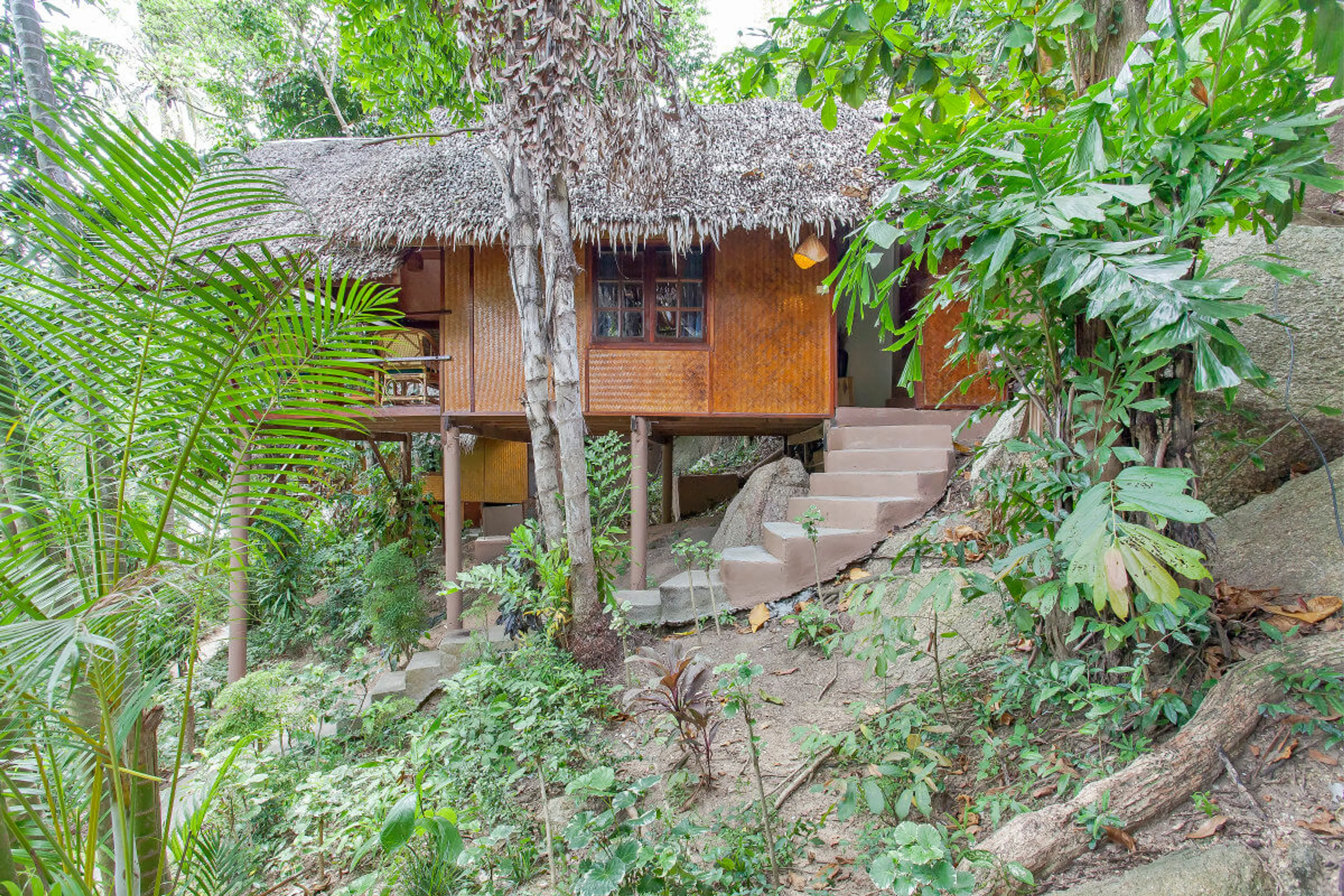 Hillside Superior Bungalow - 6