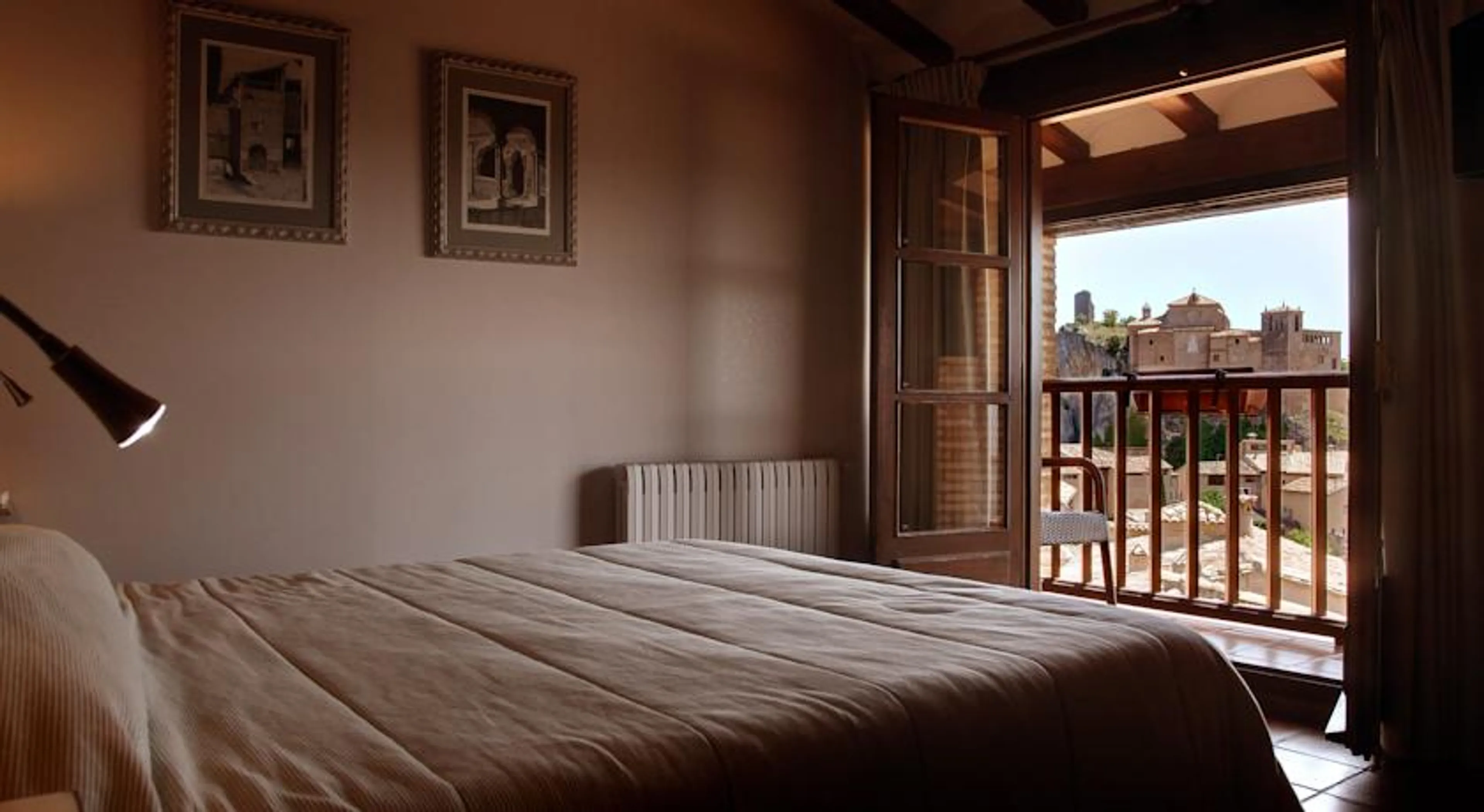Doppel- oder 2-Bettzimmer mit Terrasse - 1