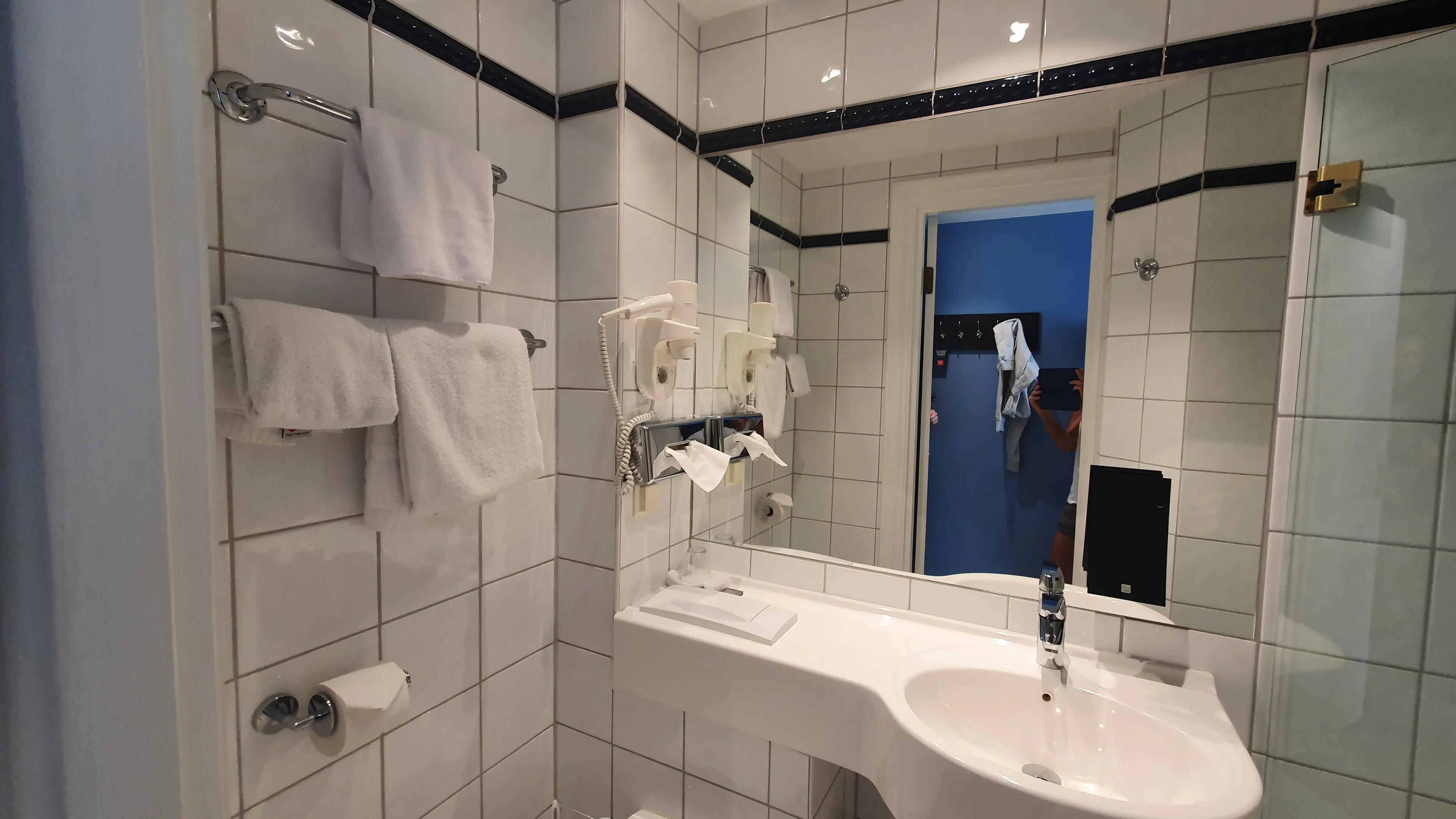 Einzelzimmer im Hotel - 2