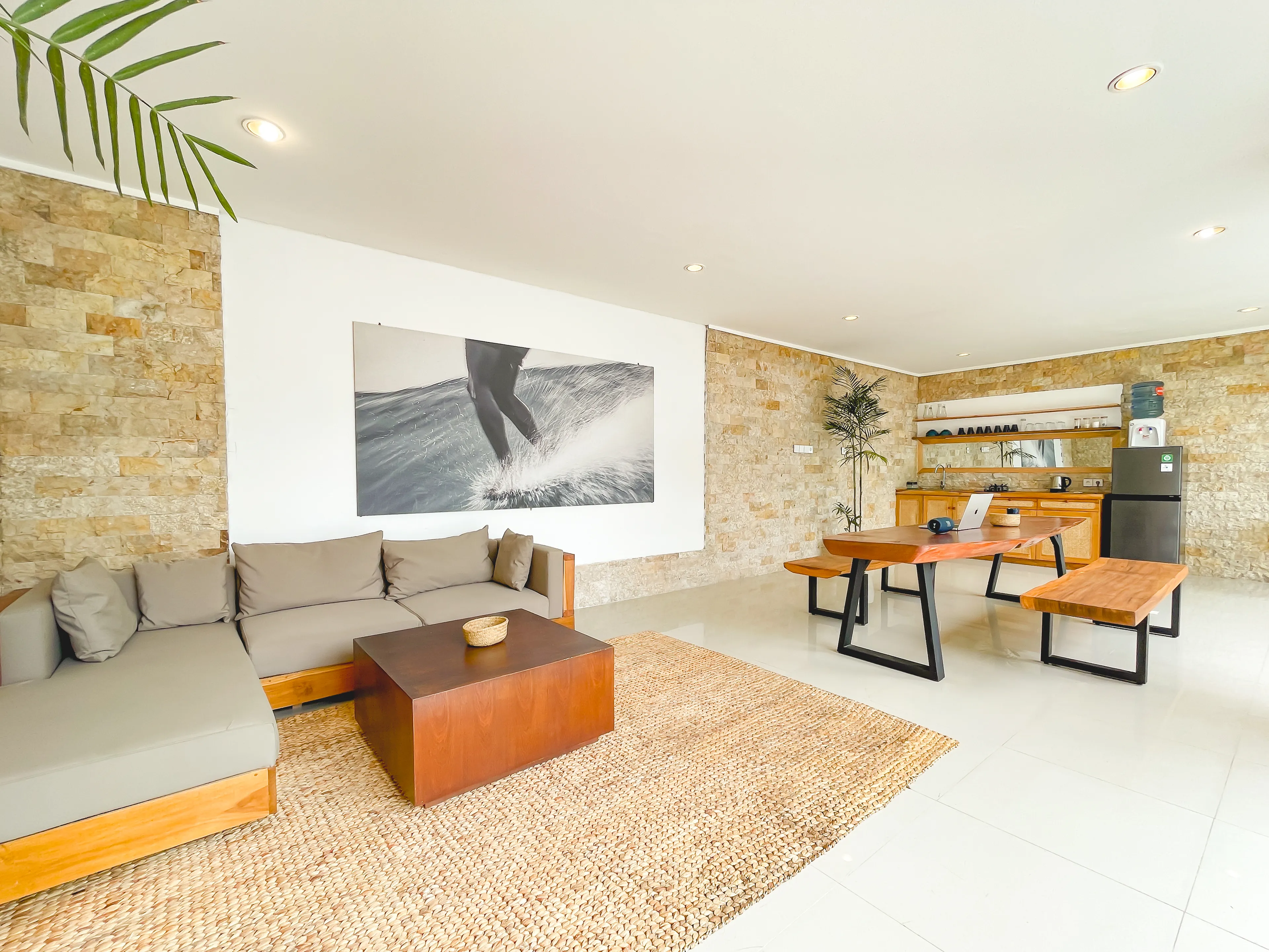 Dorm-Villa mit Pool - 20