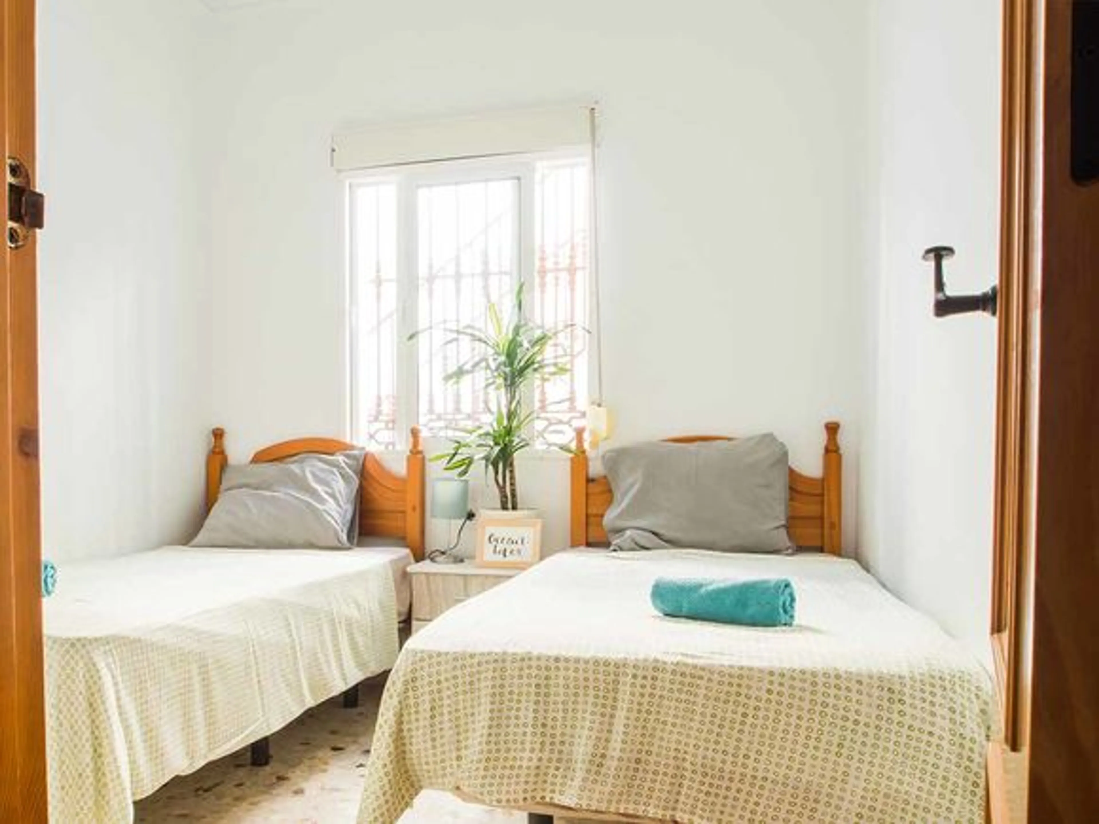 Geteiltes Zweibettzimmer - 1