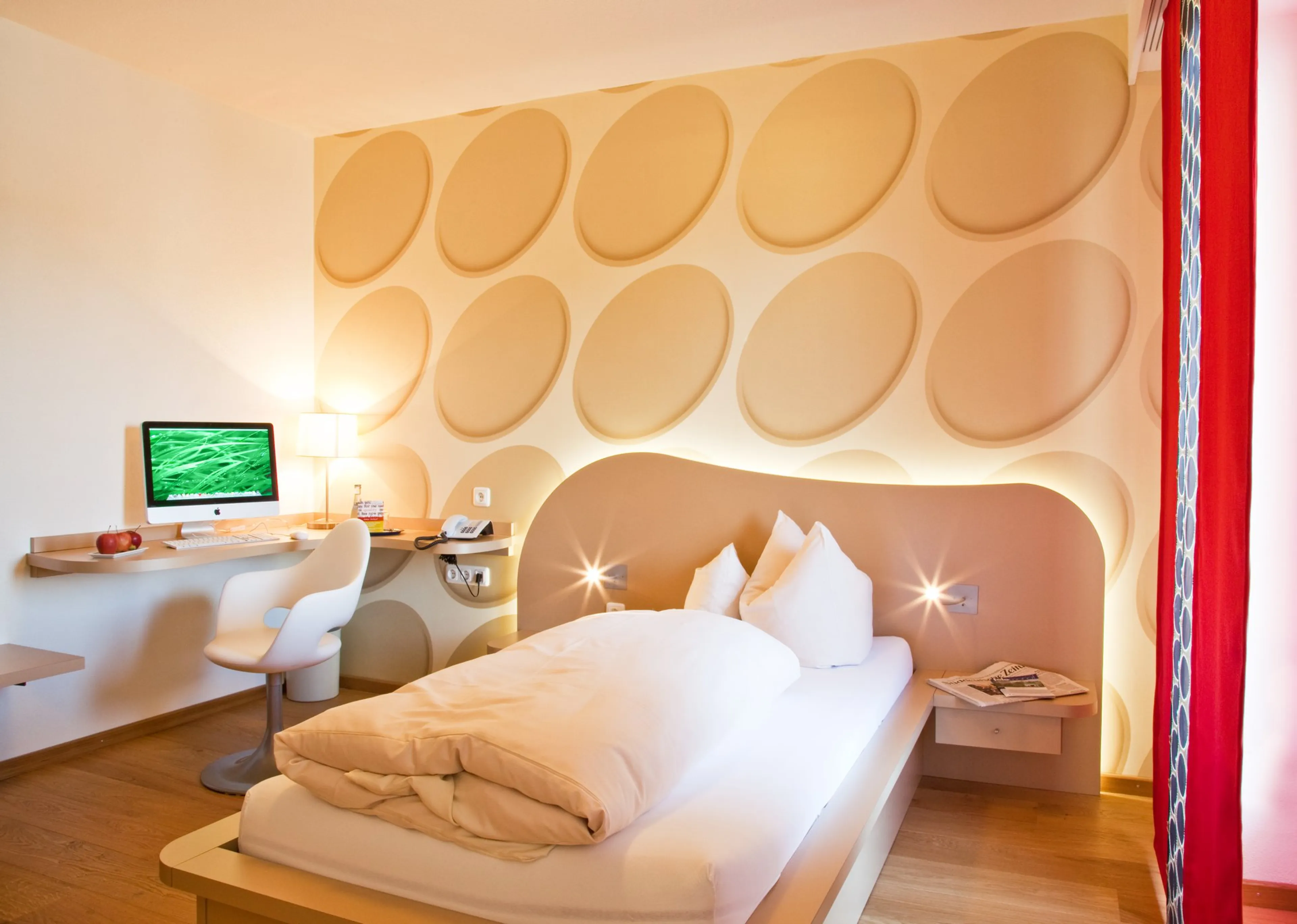 iRoom - 1