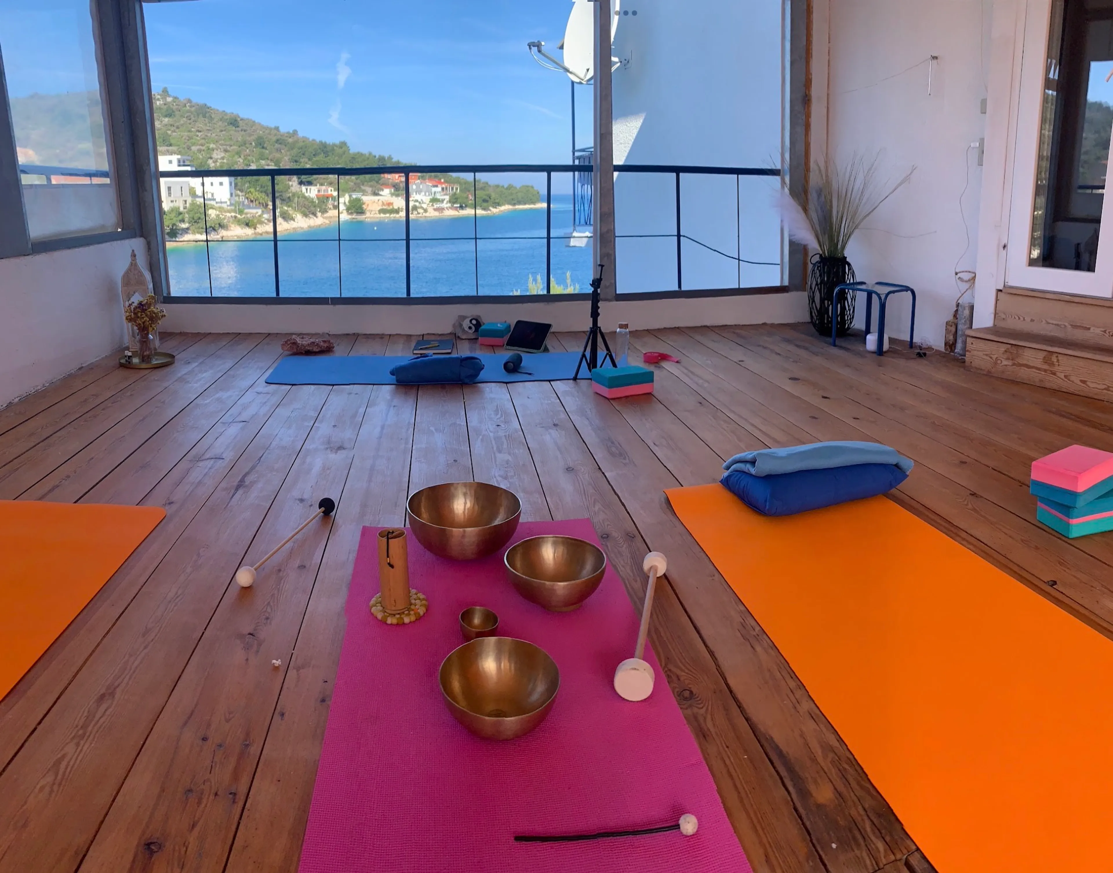 Privates Einzelzimmer mit direktem Zugang zum Yoga-Raum - 3