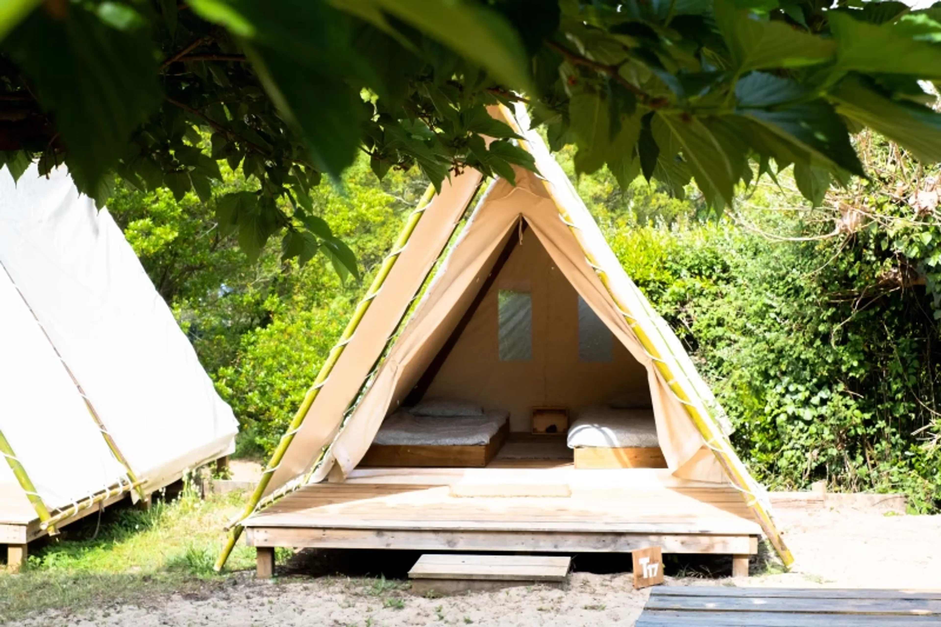 Geteiltes Deluxe Tipi - 11