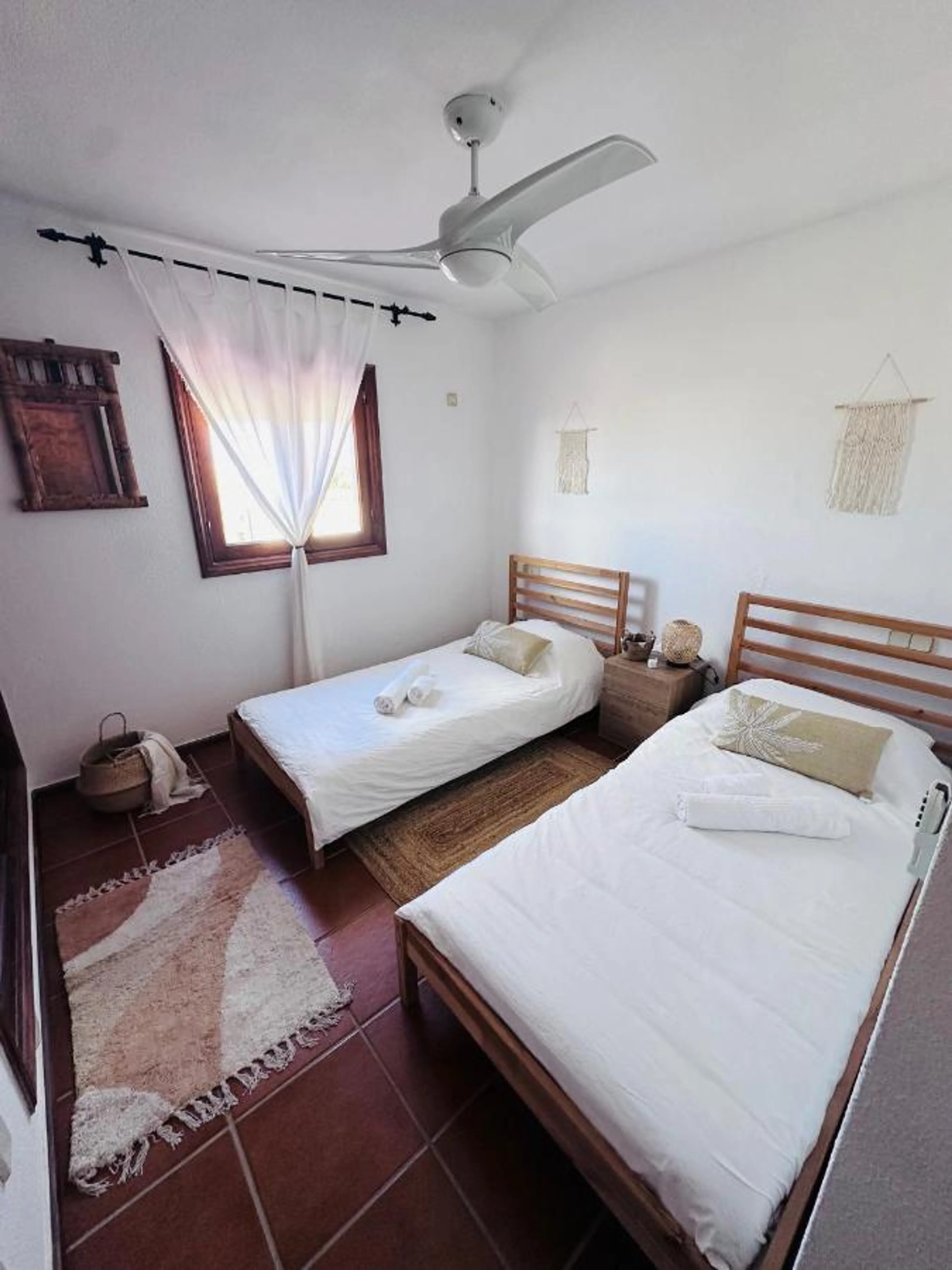 Geteiltes Zweibettzimmer - 2