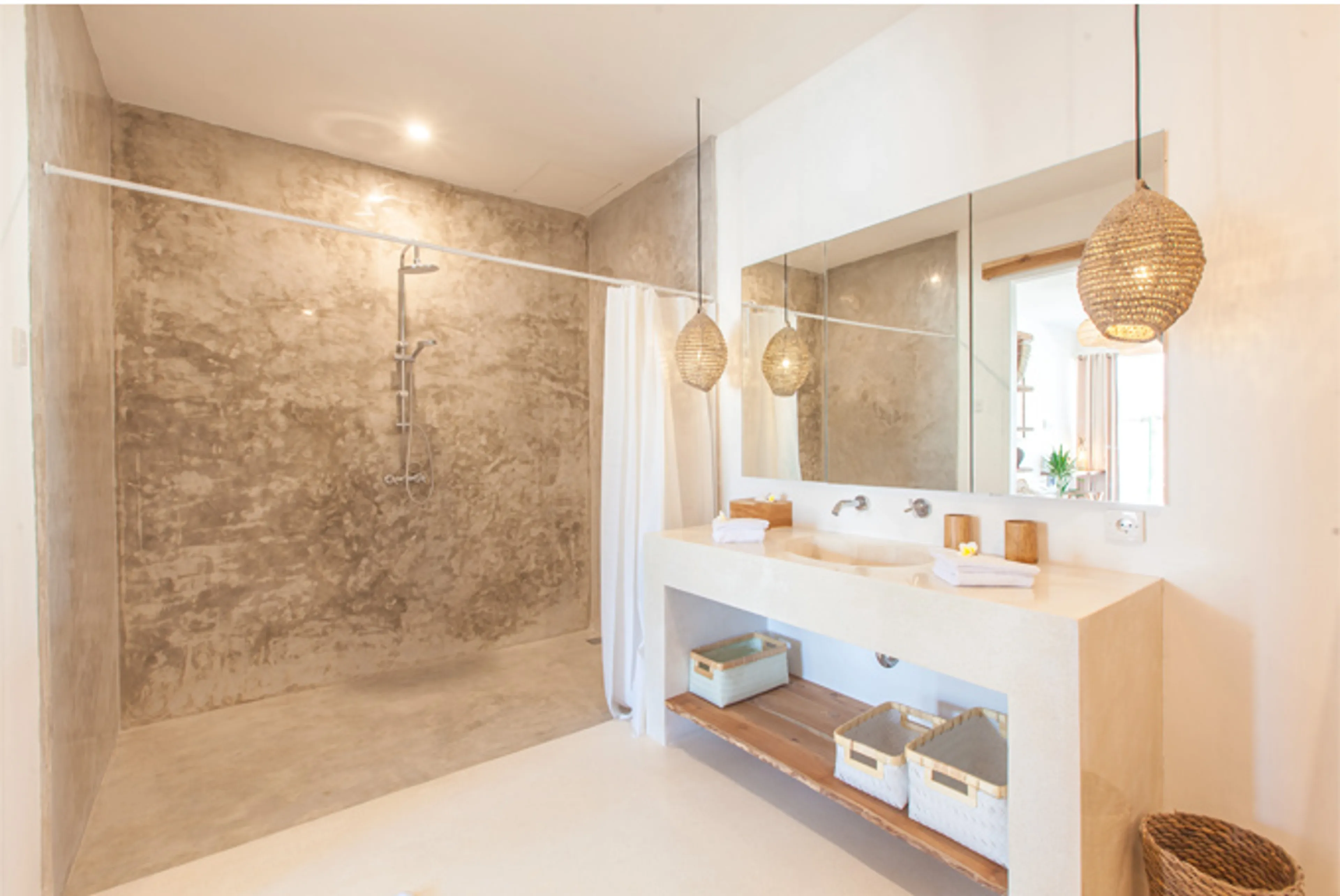 Superior Suite - 4