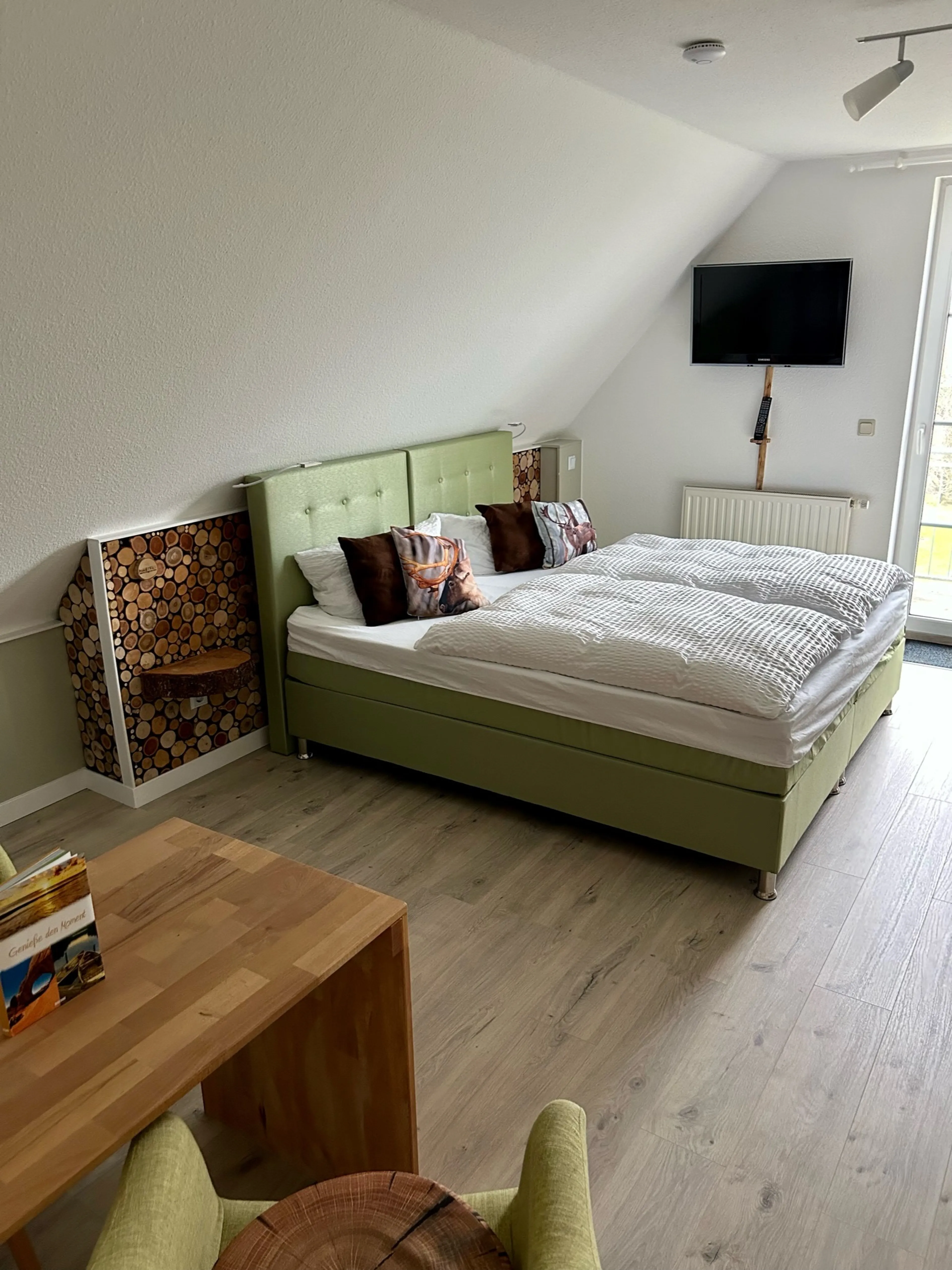 Doppelzimmer mit eigenem Bad - 3