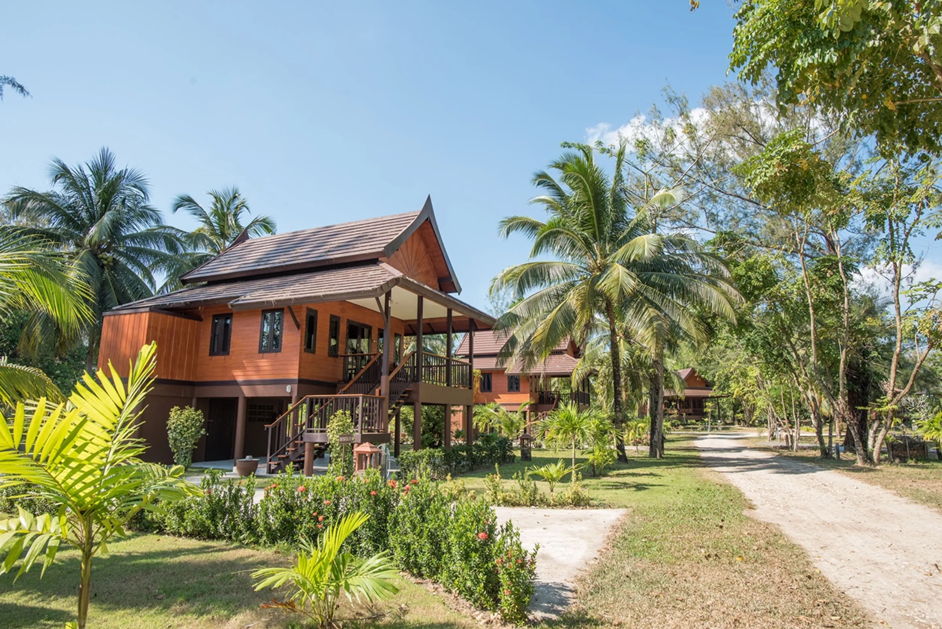 Villa-Bungalow - 1