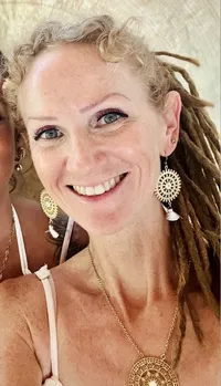 Roni Lynette Jones
