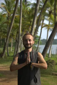 Easy Yogi