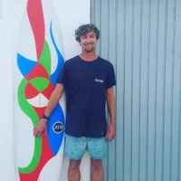 Dominic - Surflehrer