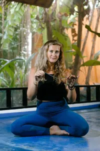 Fern White-Andrews (ERYT 500, YACEP)