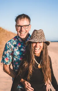 Tom & Moni
